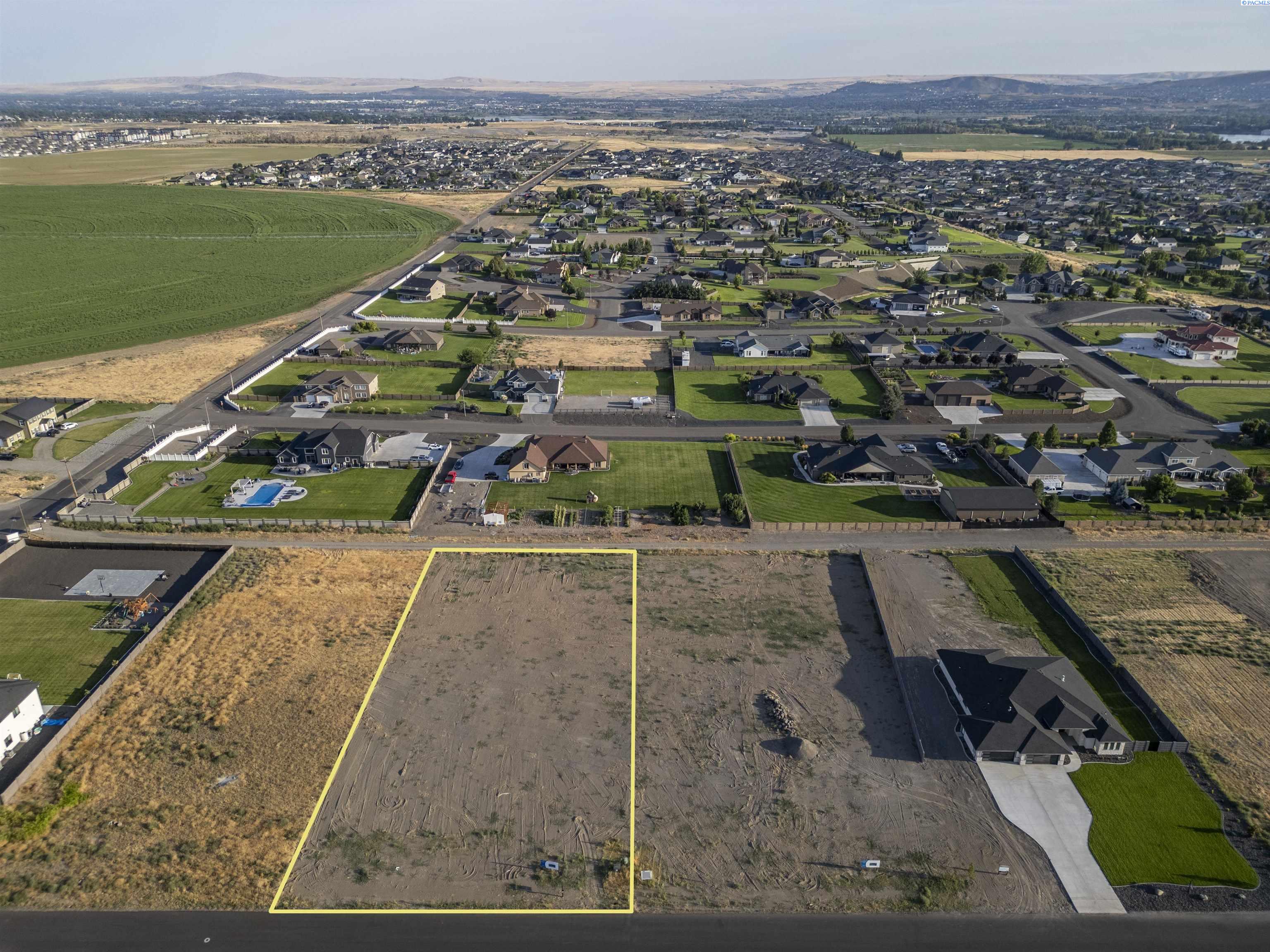 11714 Cordon Crest Ct, Pasco, WA 99301