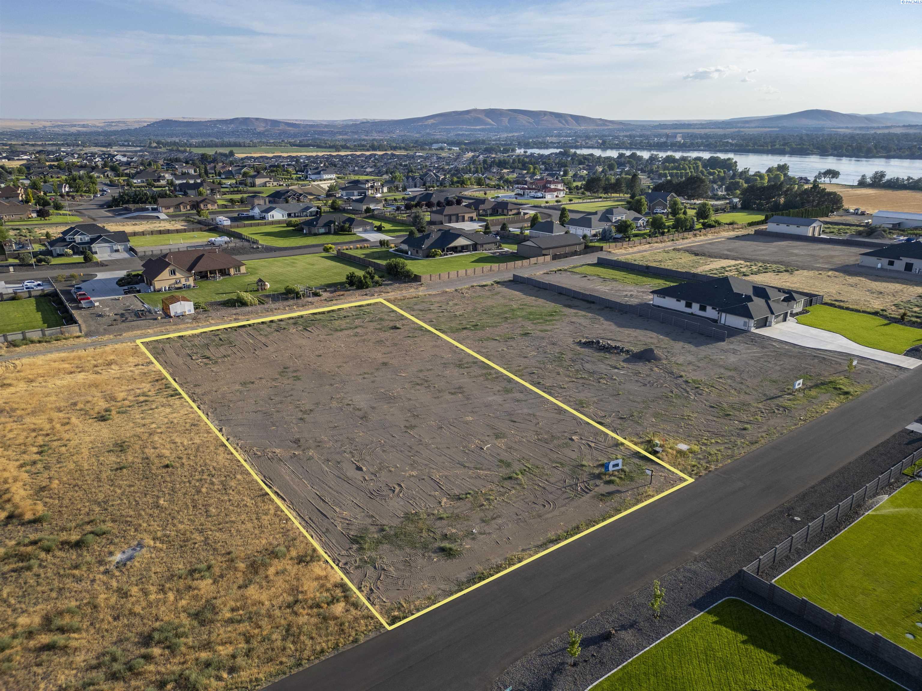 11714 Cordon Crest Ct, Pasco, WA 99301