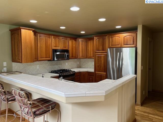 3710 W Canyon Lakes Dr #F-104, Kennewick, WA 99337
