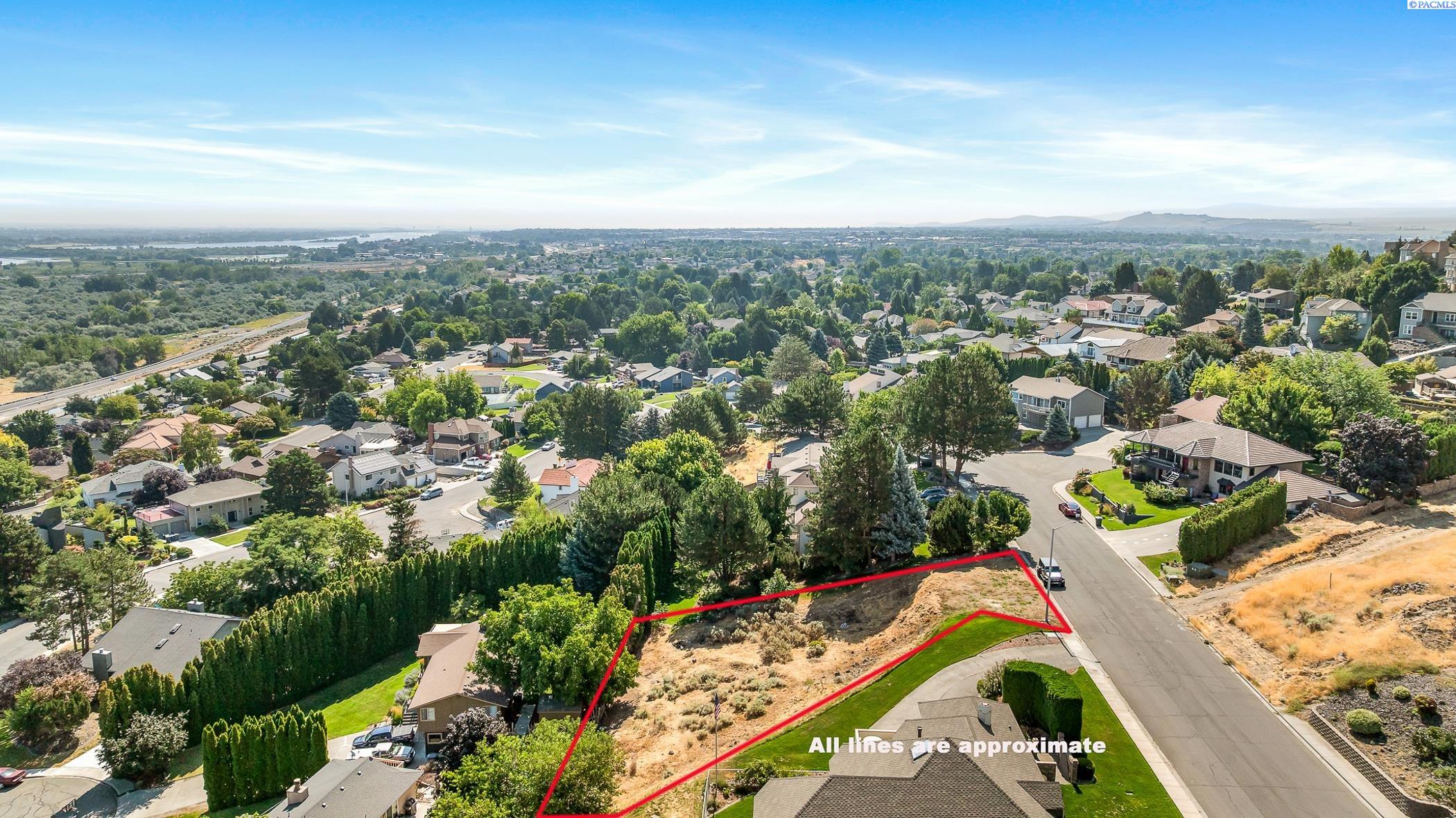 260 Rockwood Dr, Richland, WA 99352