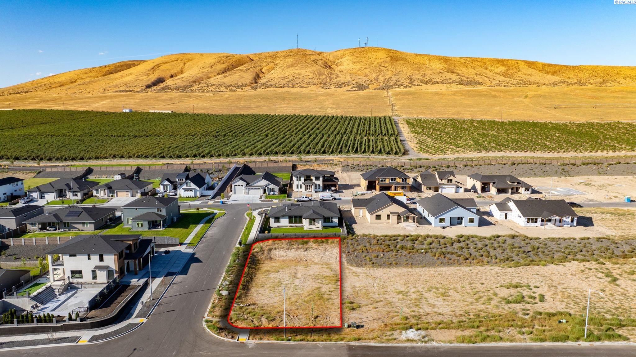 3776 Corvina St, Richland, WA 99352