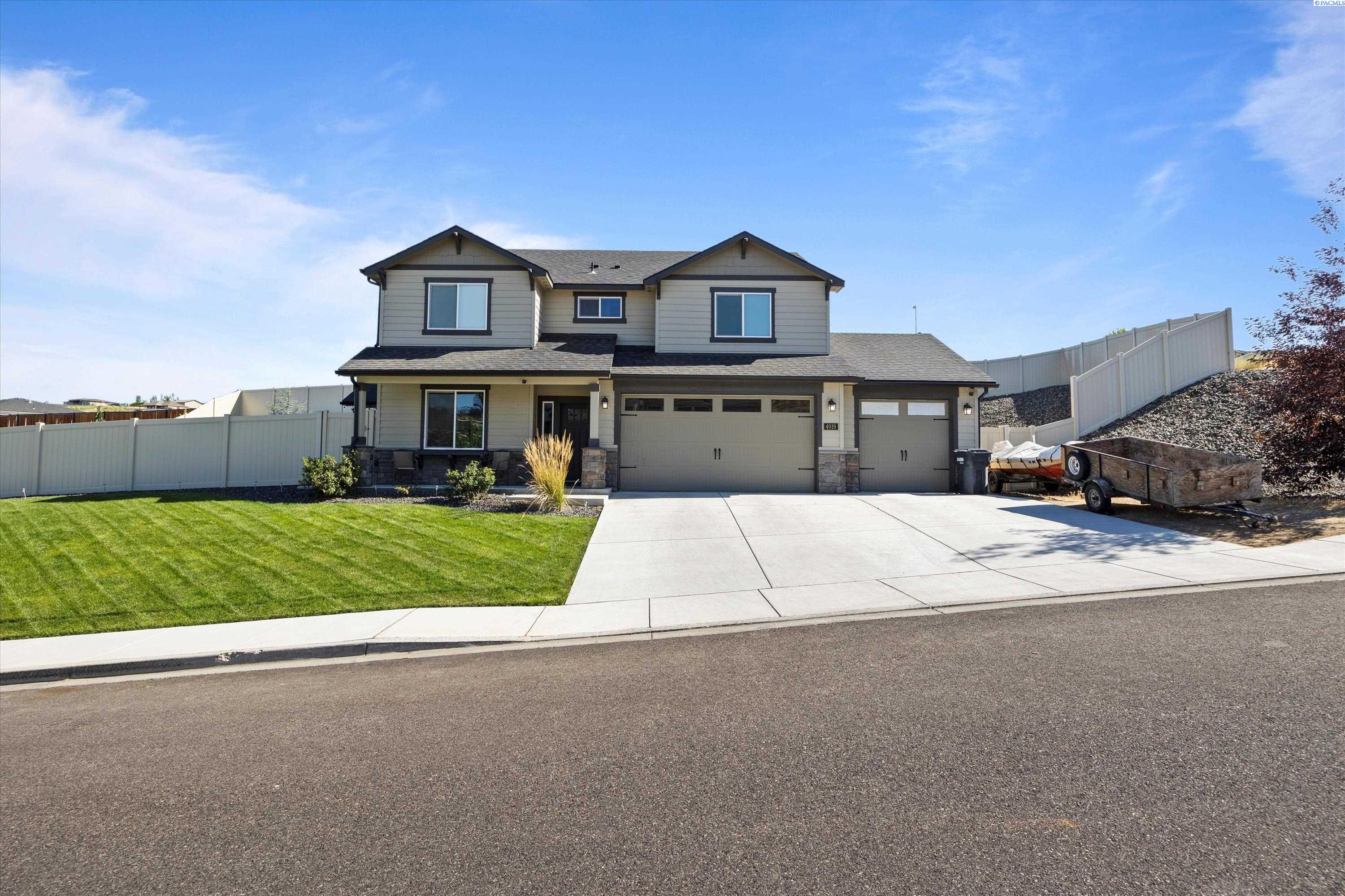 4019 Queen St, West Richland, WA 99353
