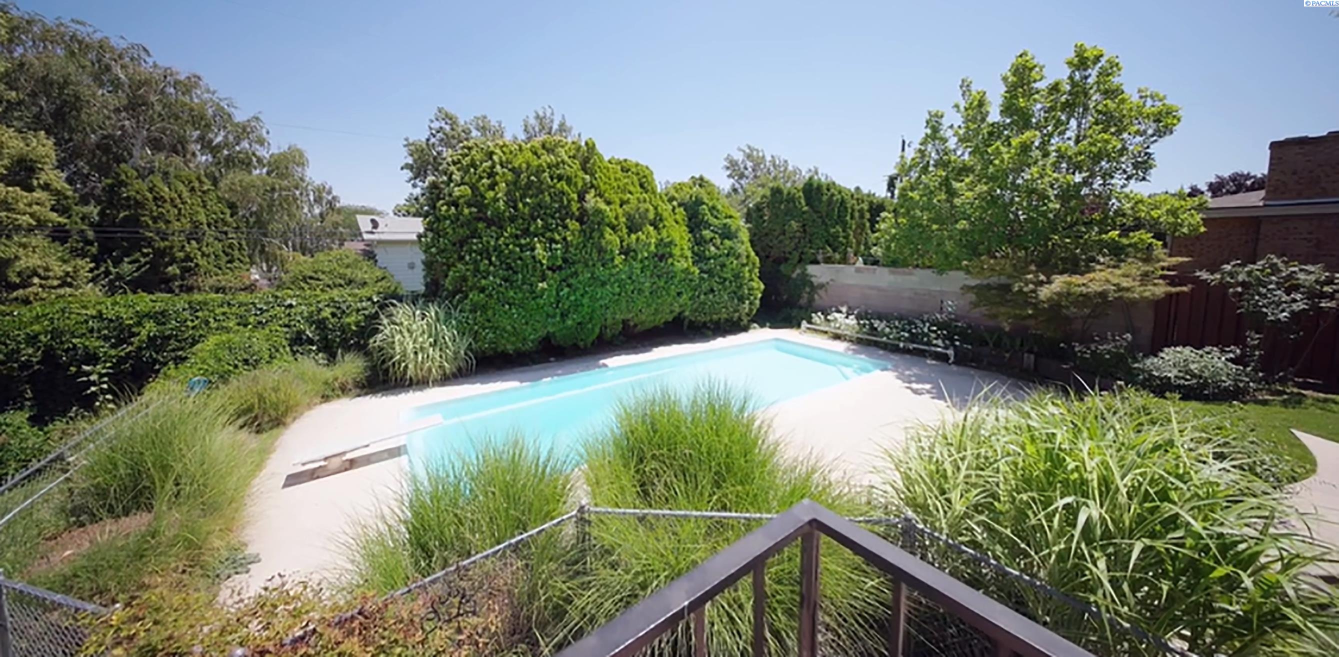 2409 Fruitland St, Kennewick, WA 99337