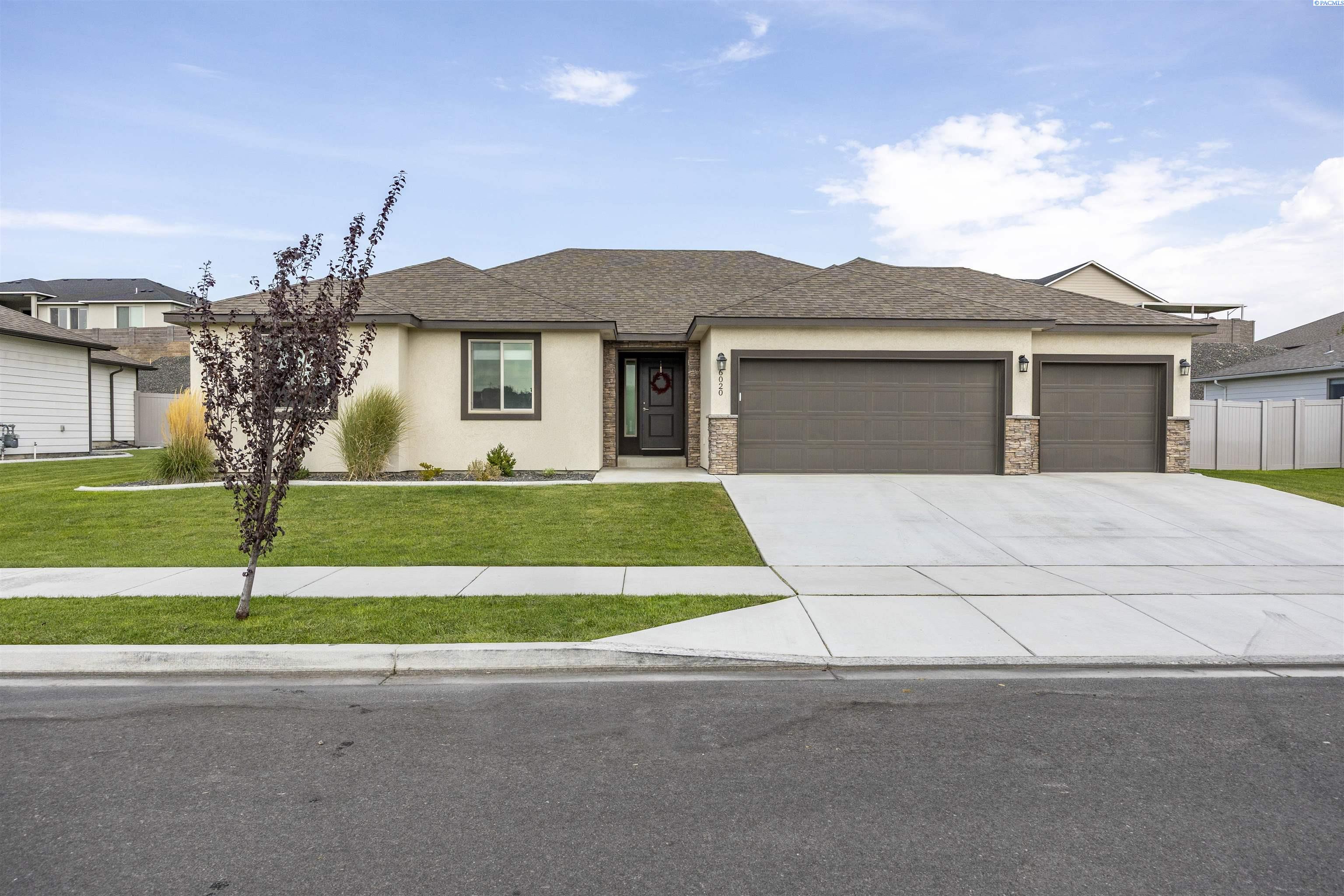 6020 32nd Ct, Kennewick, WA 99338