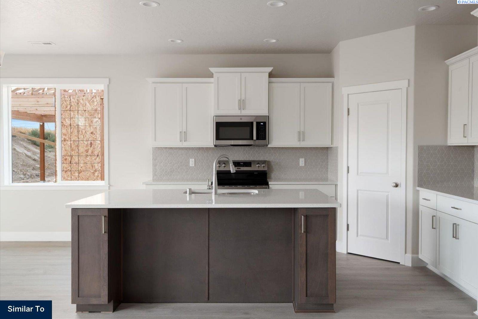 2874 Alaska St, Kennewick, WA 99338