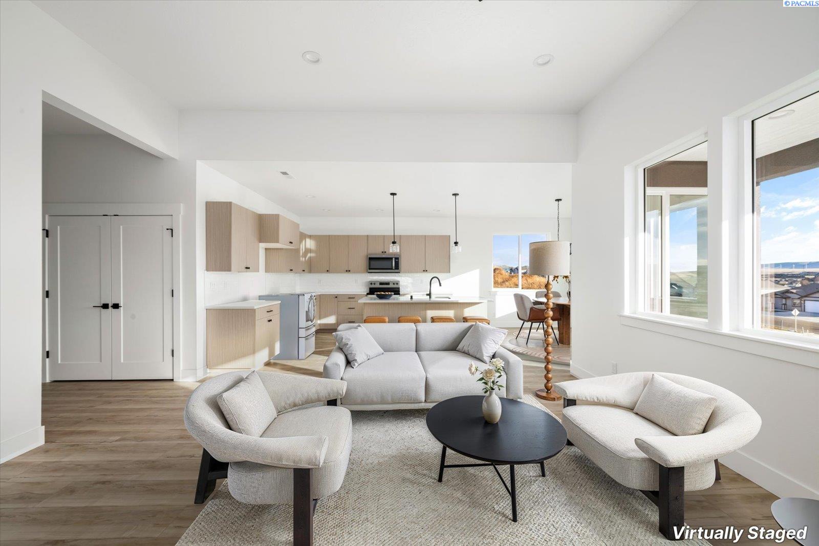 6613 27th Ave, Kennewick, WA 99338