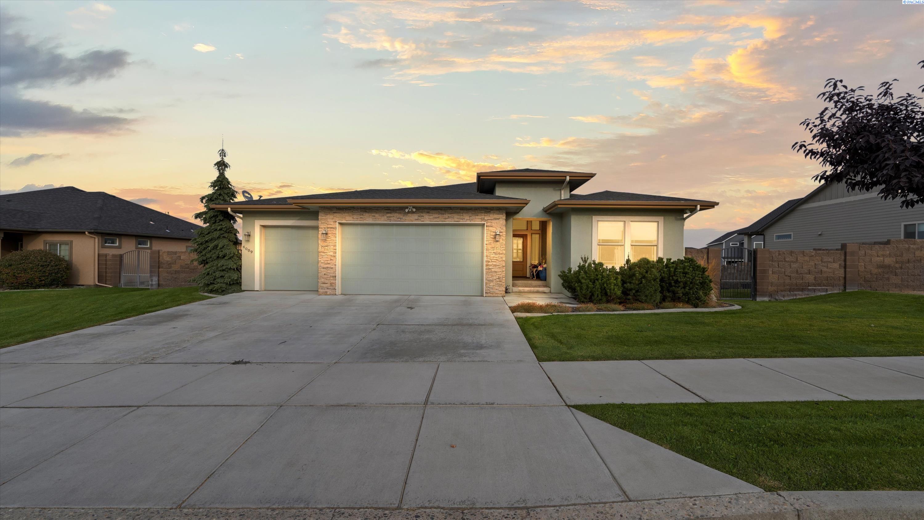 4009 Kellogg St, Kennewick, WA 99338