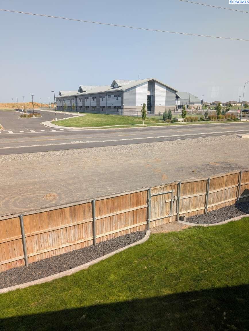 6313 Balmoral , Pasco, WA 99301