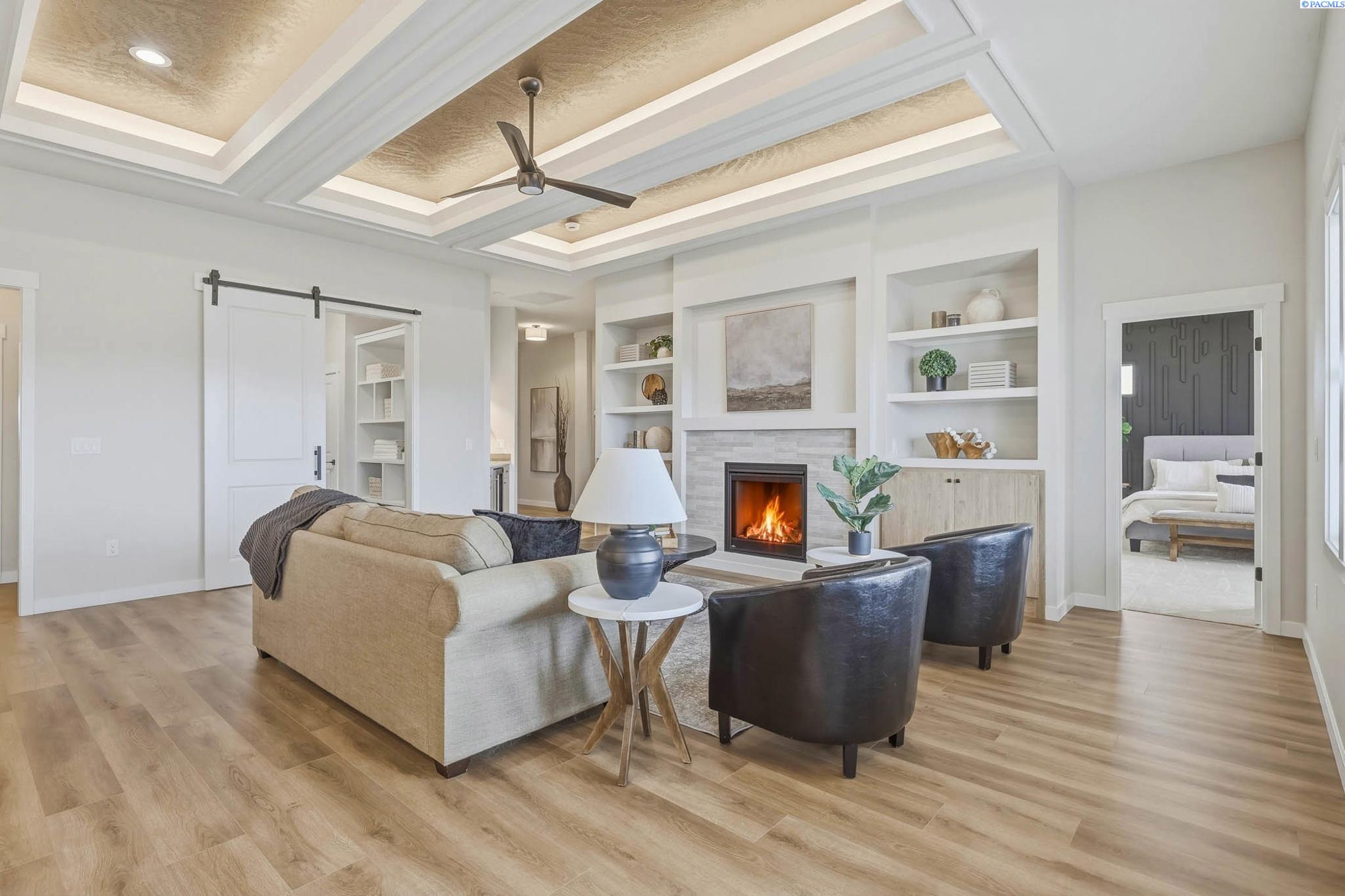 867 Thebes St, West Richland, WA 99353