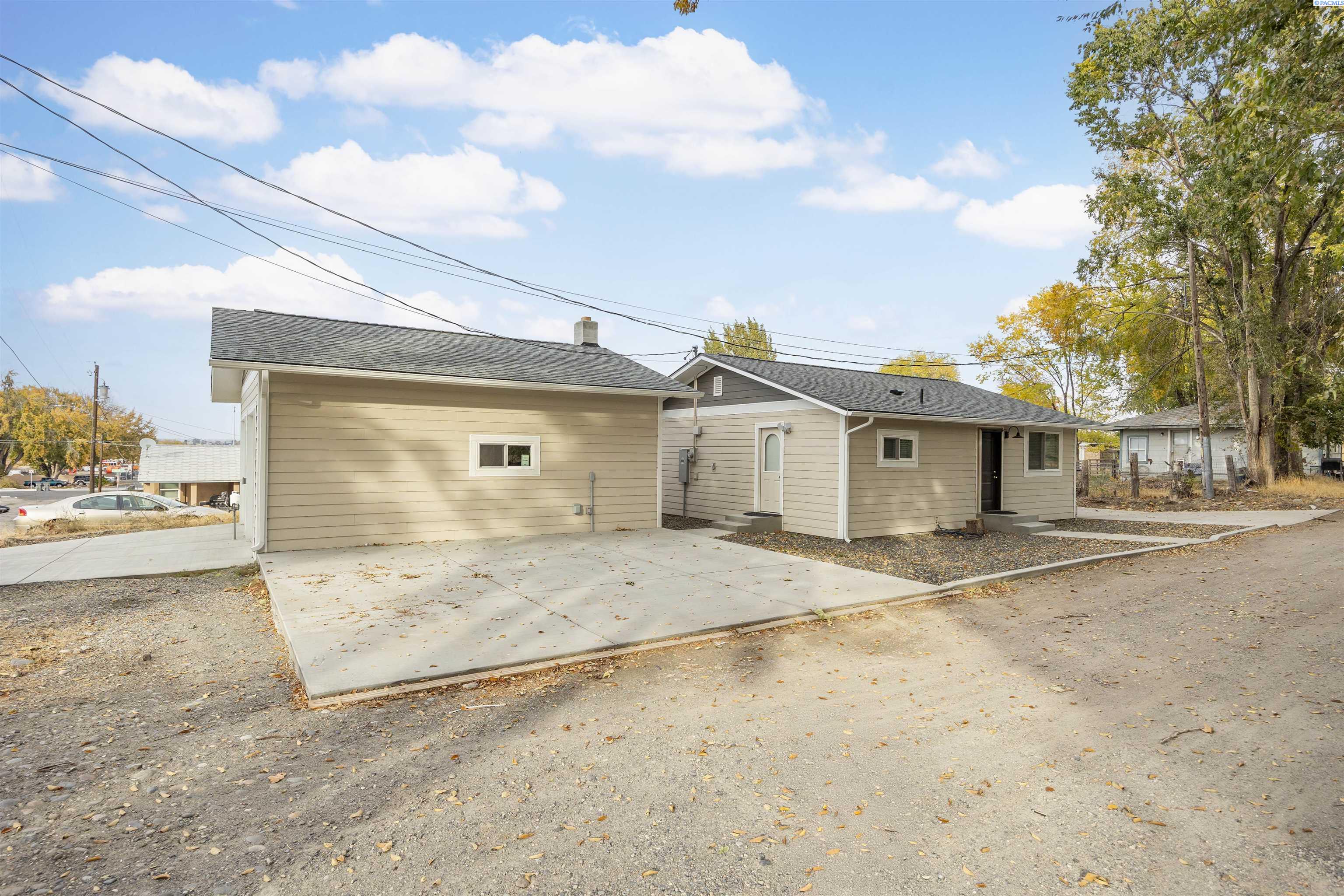 1330 Louisiana Ave, Richland, WA 99352