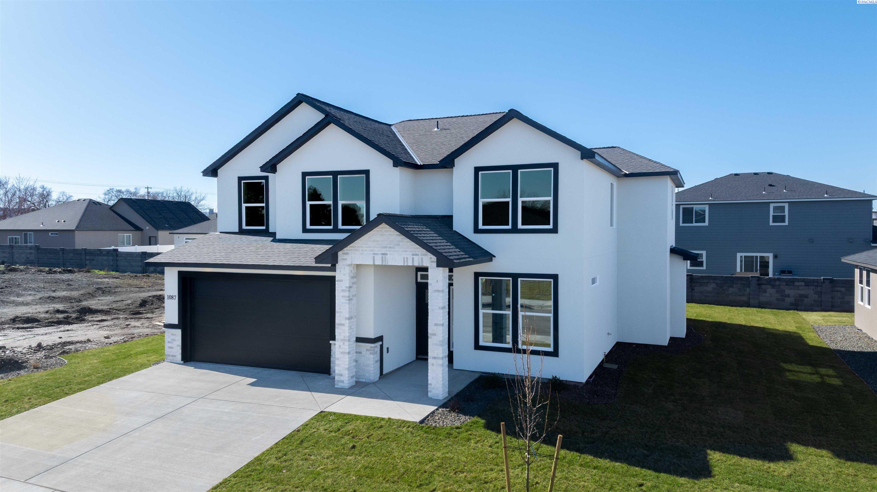 1087 N Grant Pl, Kennewick, WA 99336