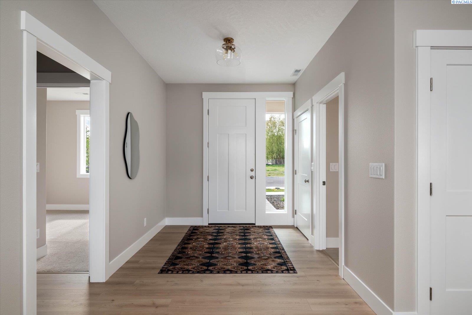 2720 Beech St, Kennewick, WA 99337