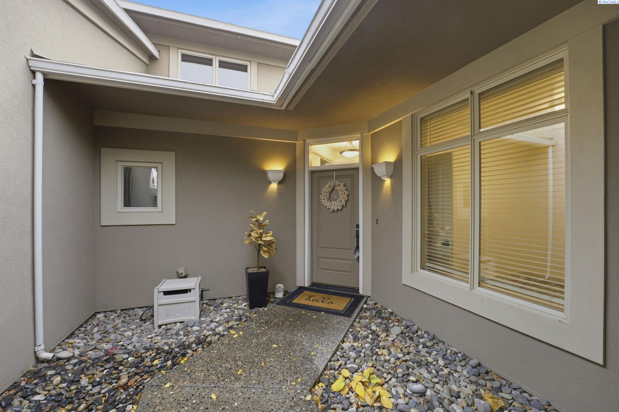 469 Columbia Point Dr, Richland, WA 99352