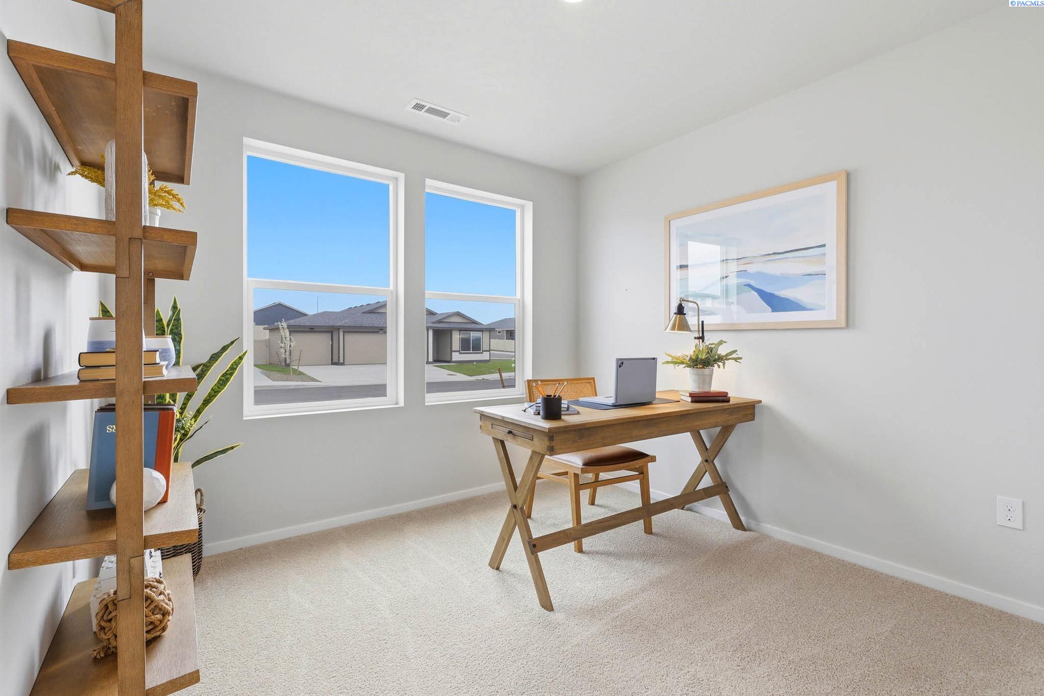 6018 Road 115 , Pasco, WA 99301