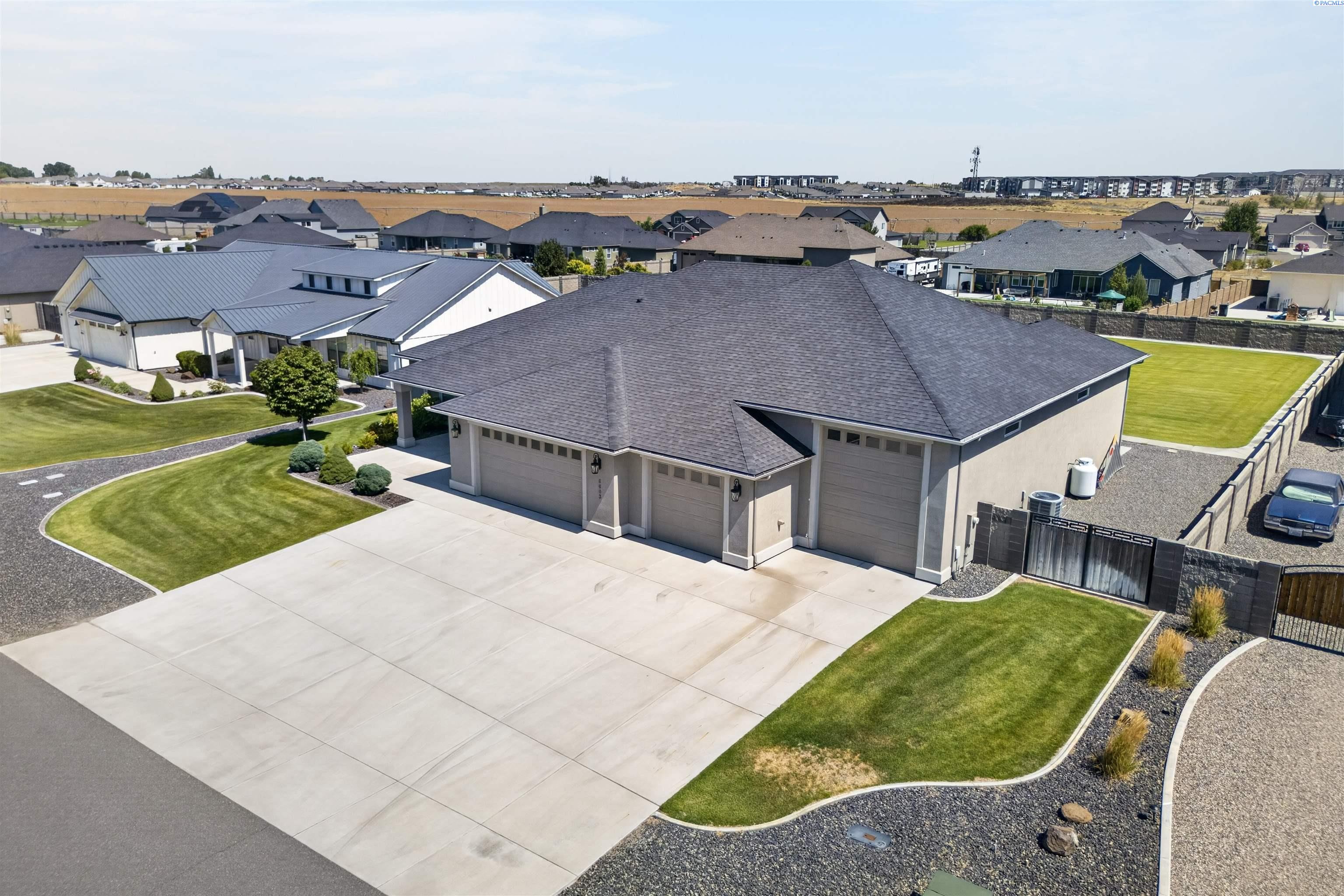 6603 Whetstone Dr, Pasco, WA 99301