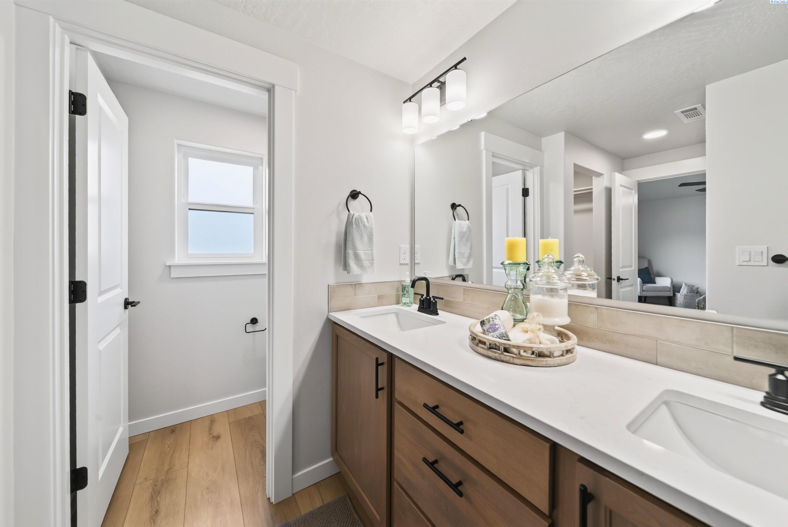 1624 Kelandren Dr, Prosser, WA 99350