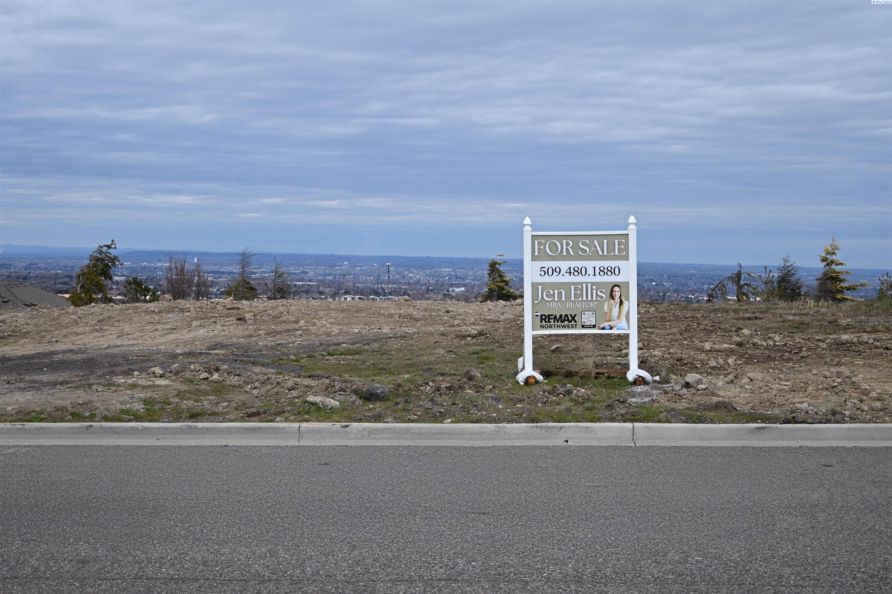 3716 49th Ave, Kennewick, WA 99337