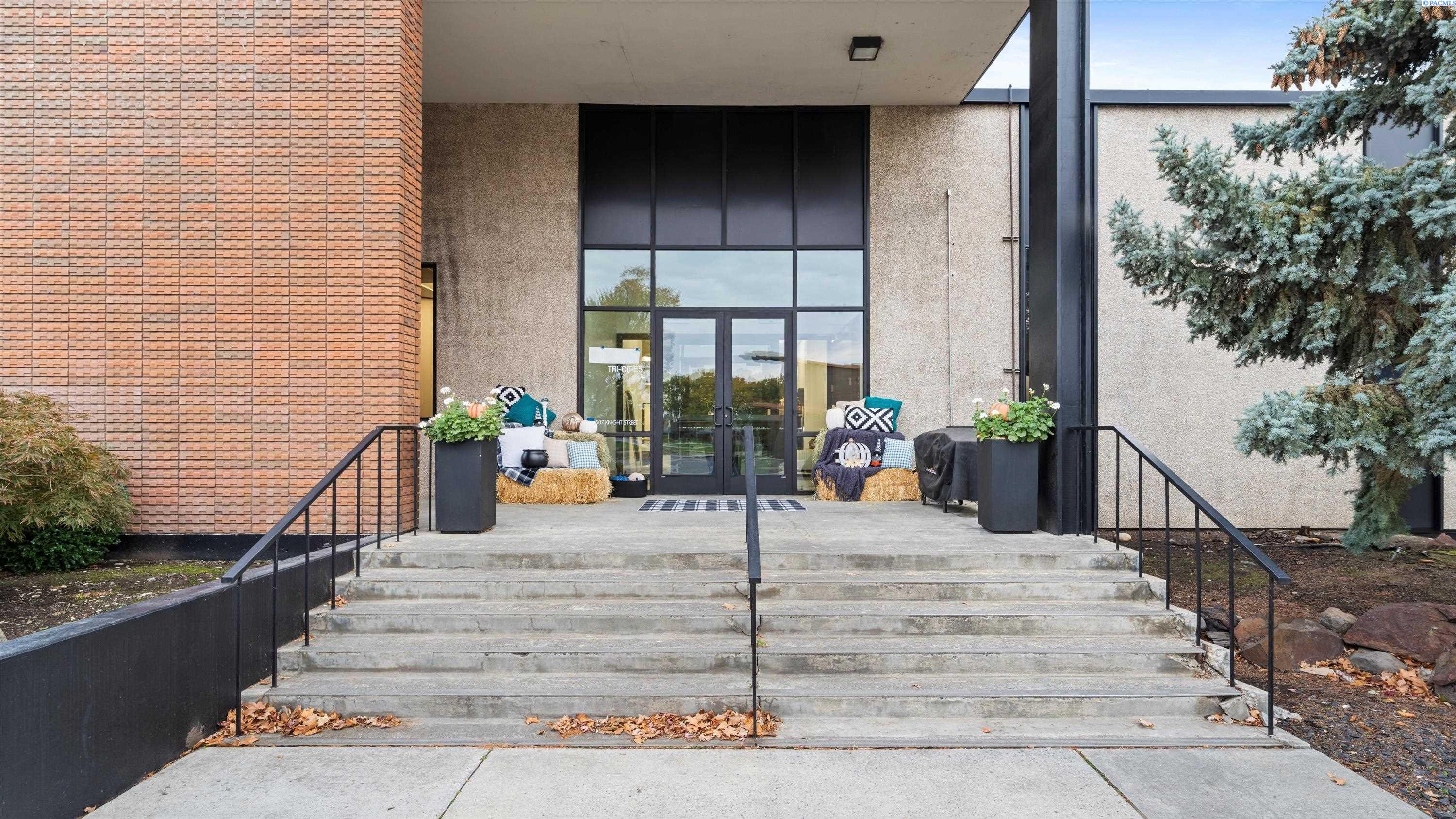 507 Knight St, Richland, WA 99352