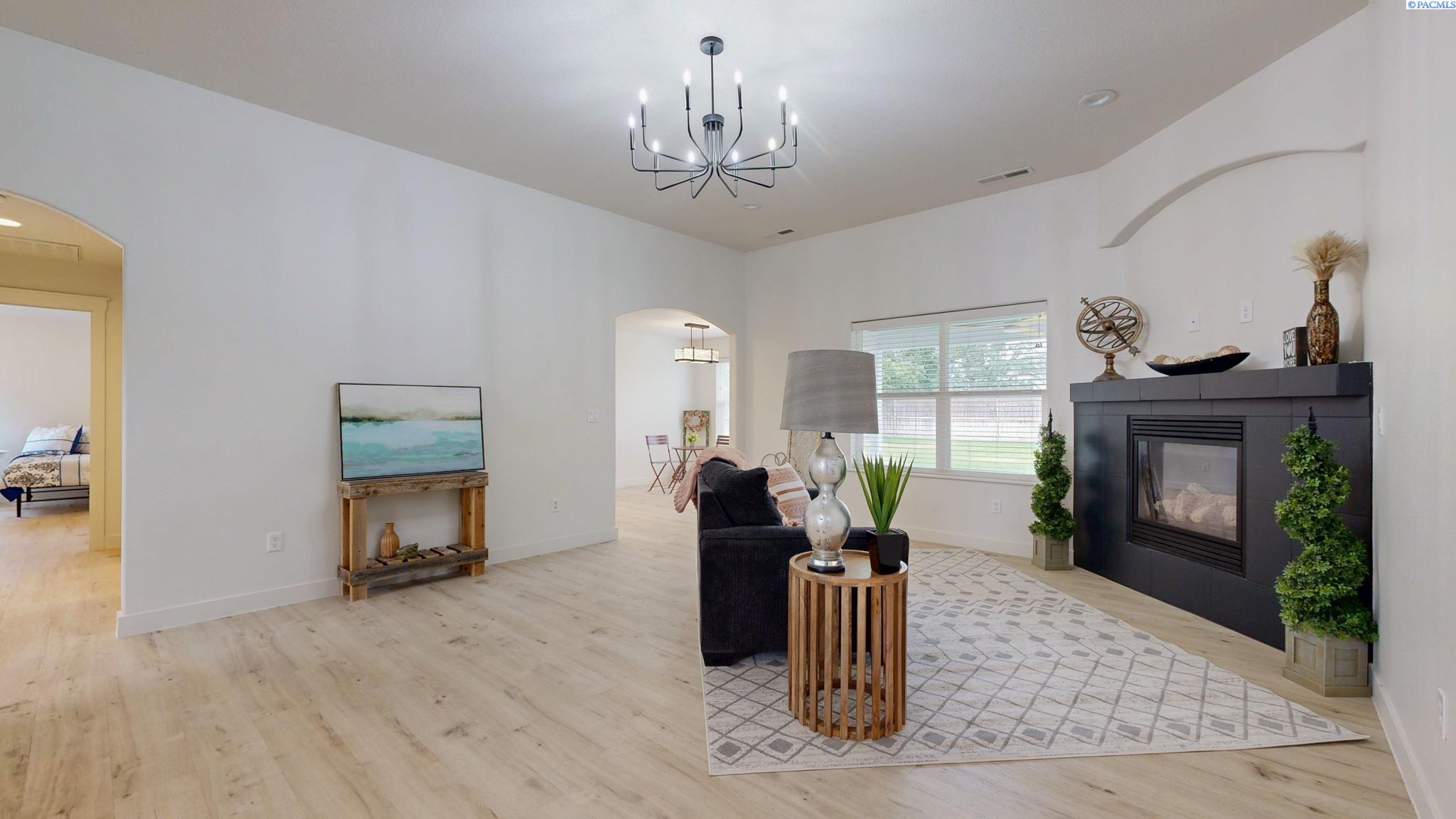 4816 Bilbao Dr, Pasco, WA 99301