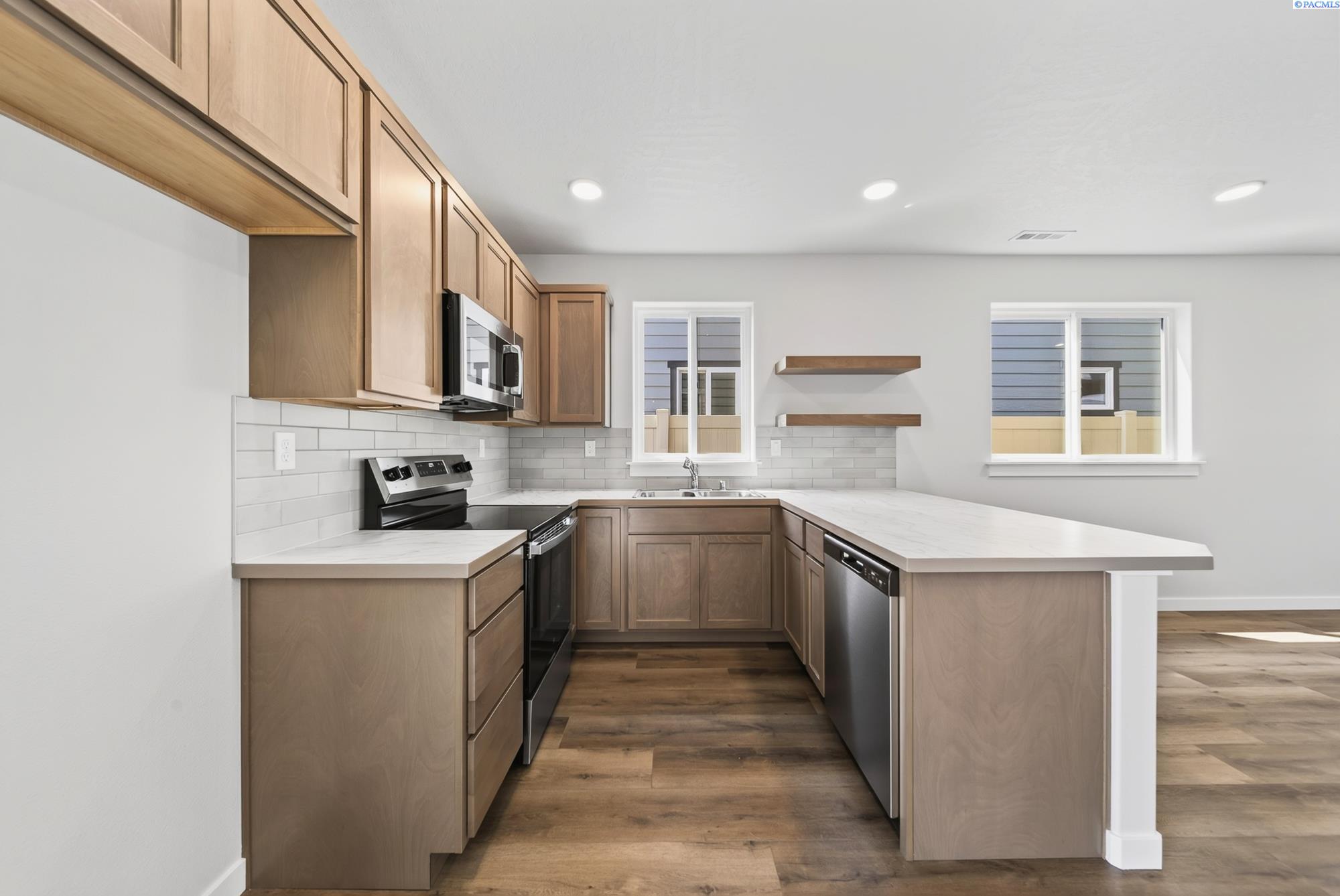 362 Aeon Ave, Prosser, WA 99350