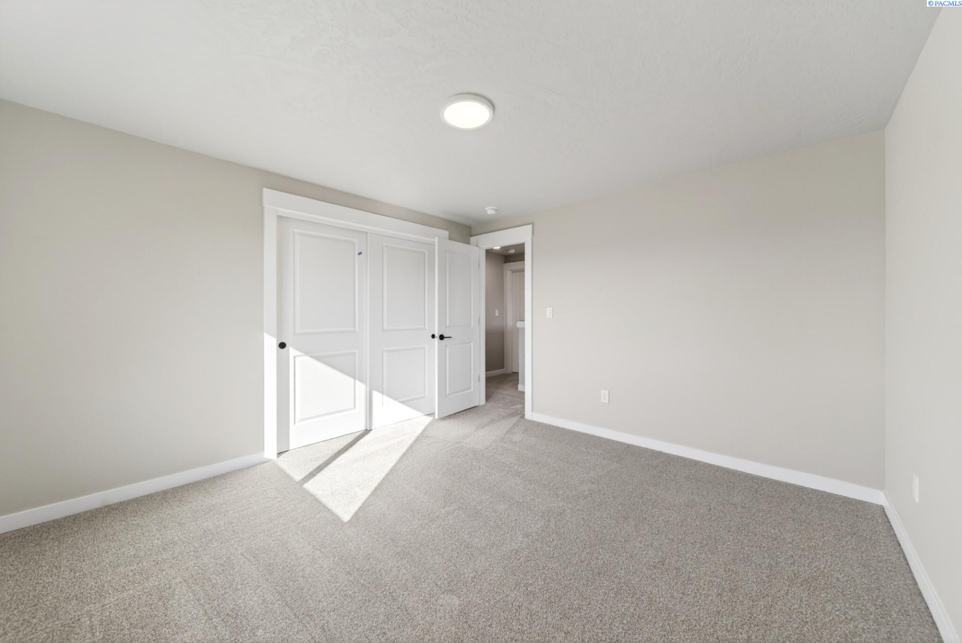 2722 Alvarado Ct, Pasco, WA 99301