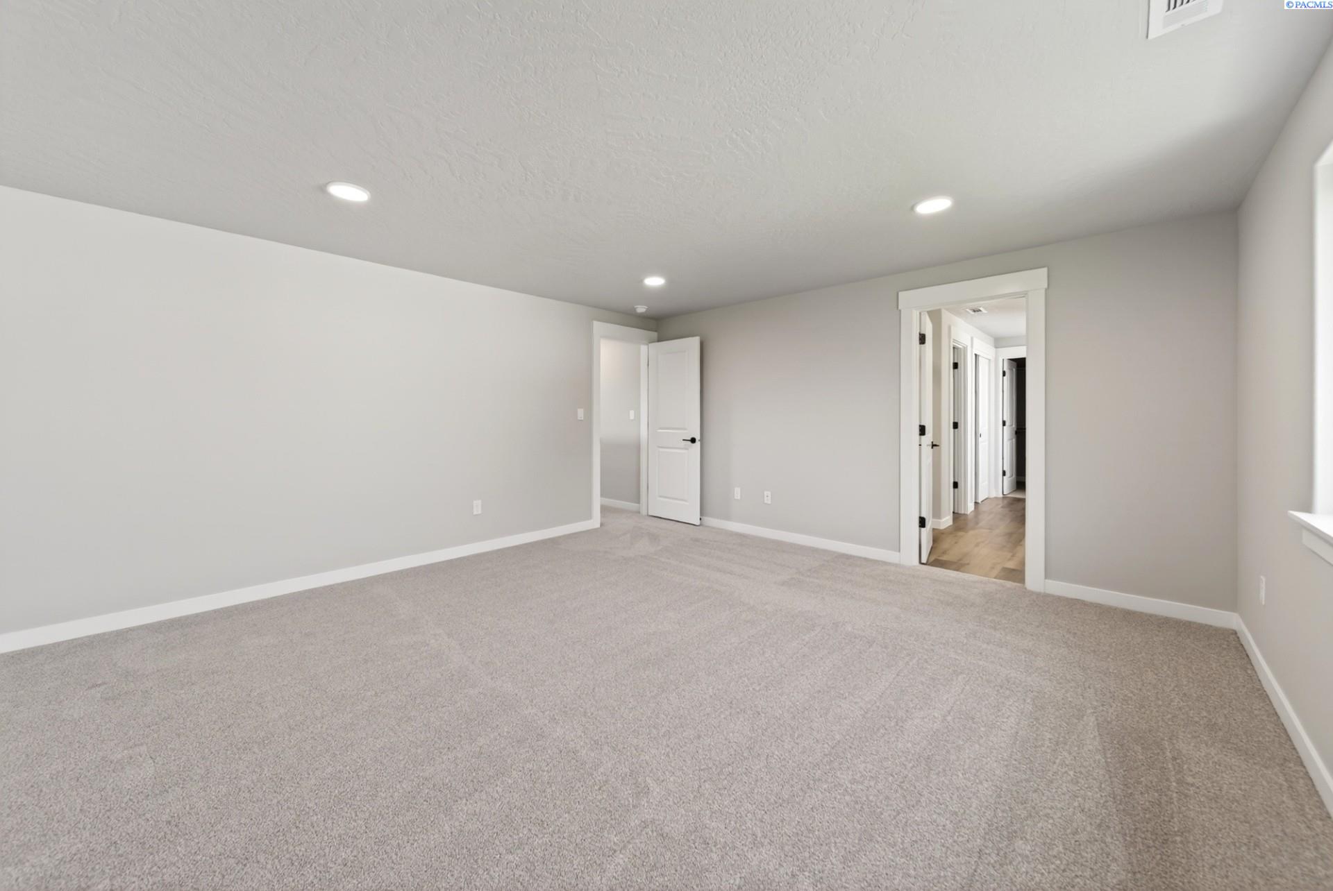 2722 Alvarado Ct, Pasco, WA 99301