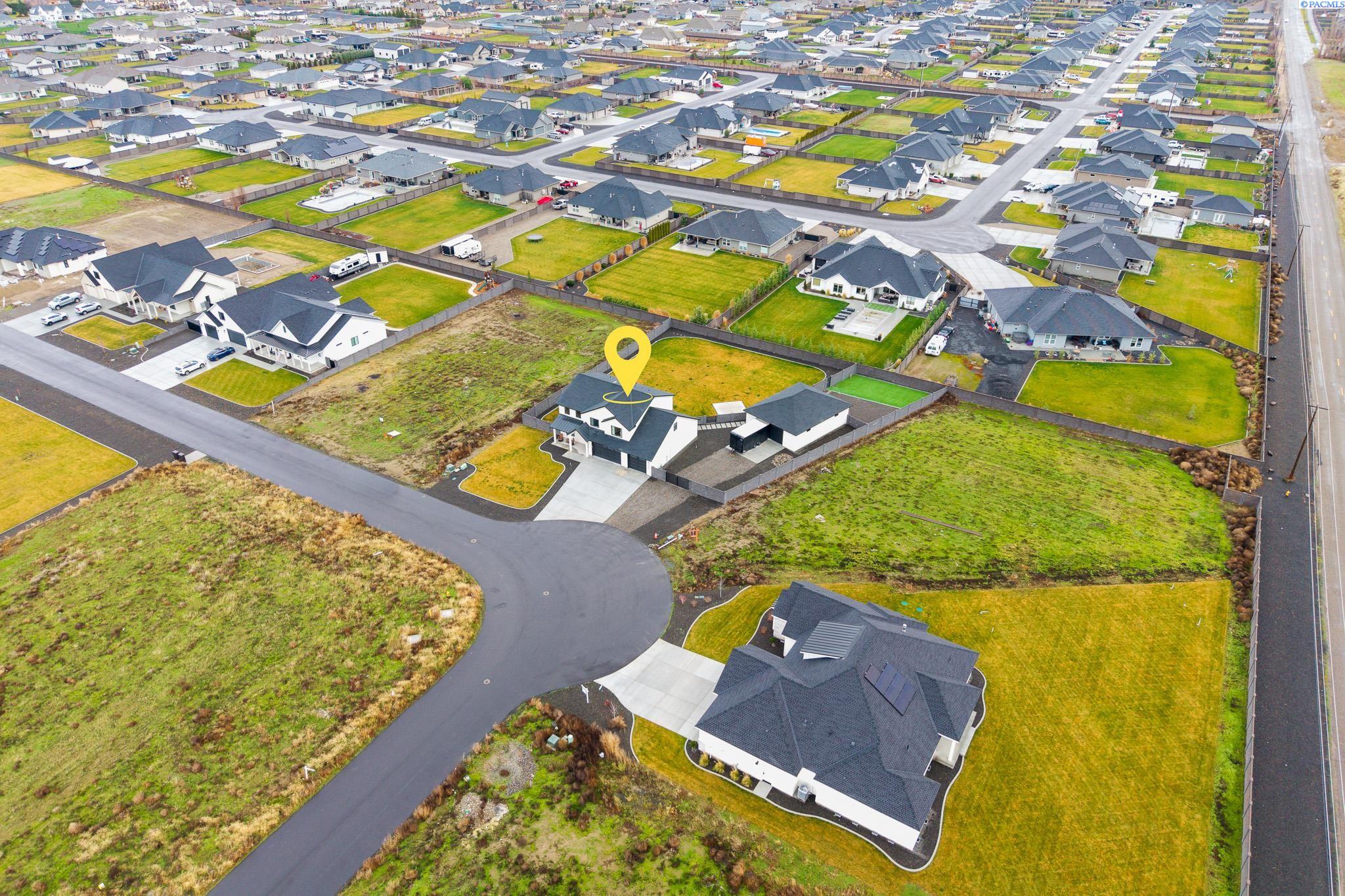 6501 Lazy B Dr, Pasco, WA 99301