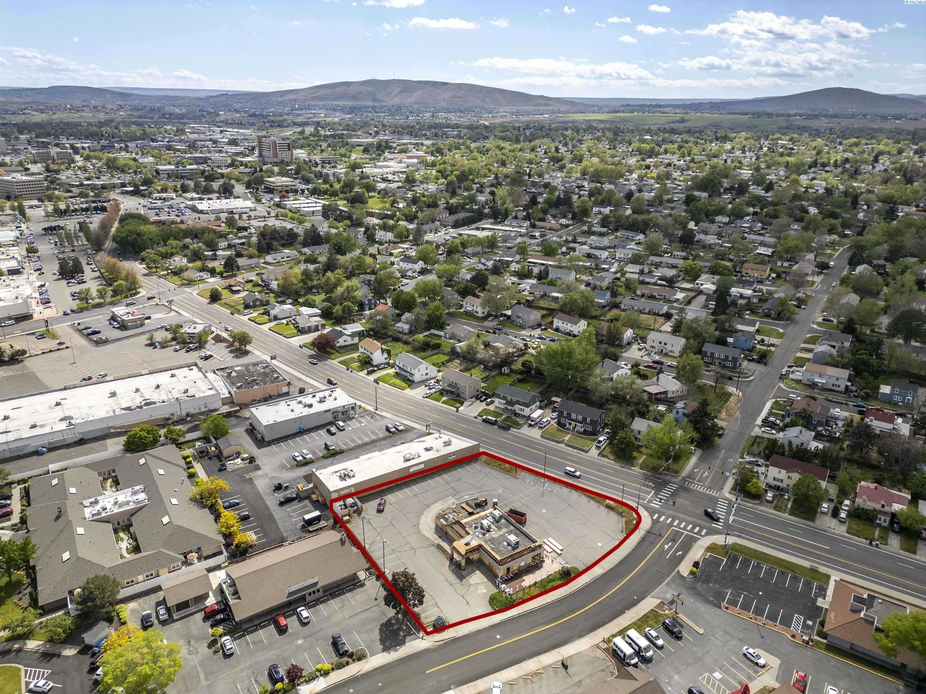 325 Torbett St, Richland, WA 99354