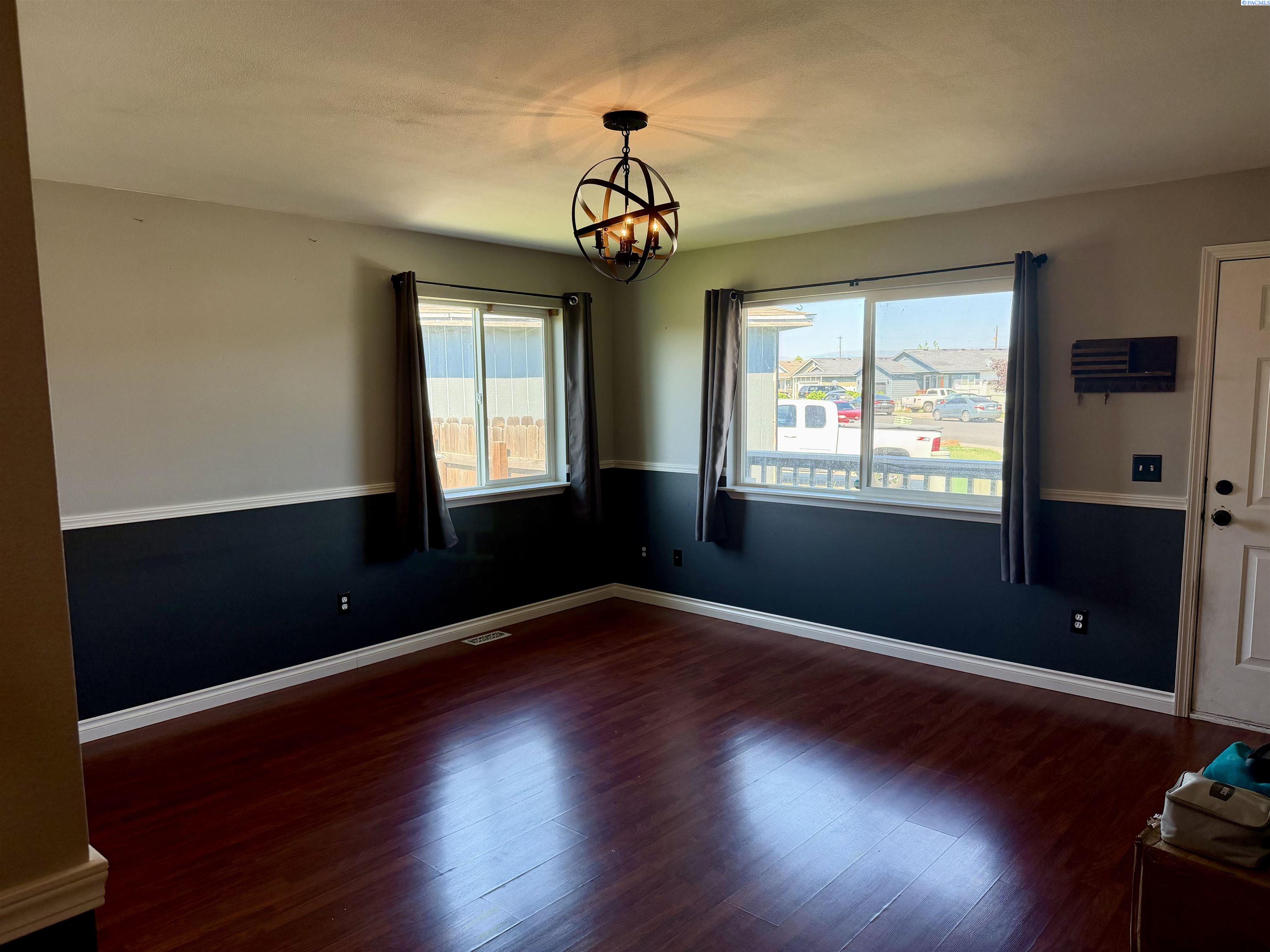 333 Casi Ct, Prosser, WA 99350