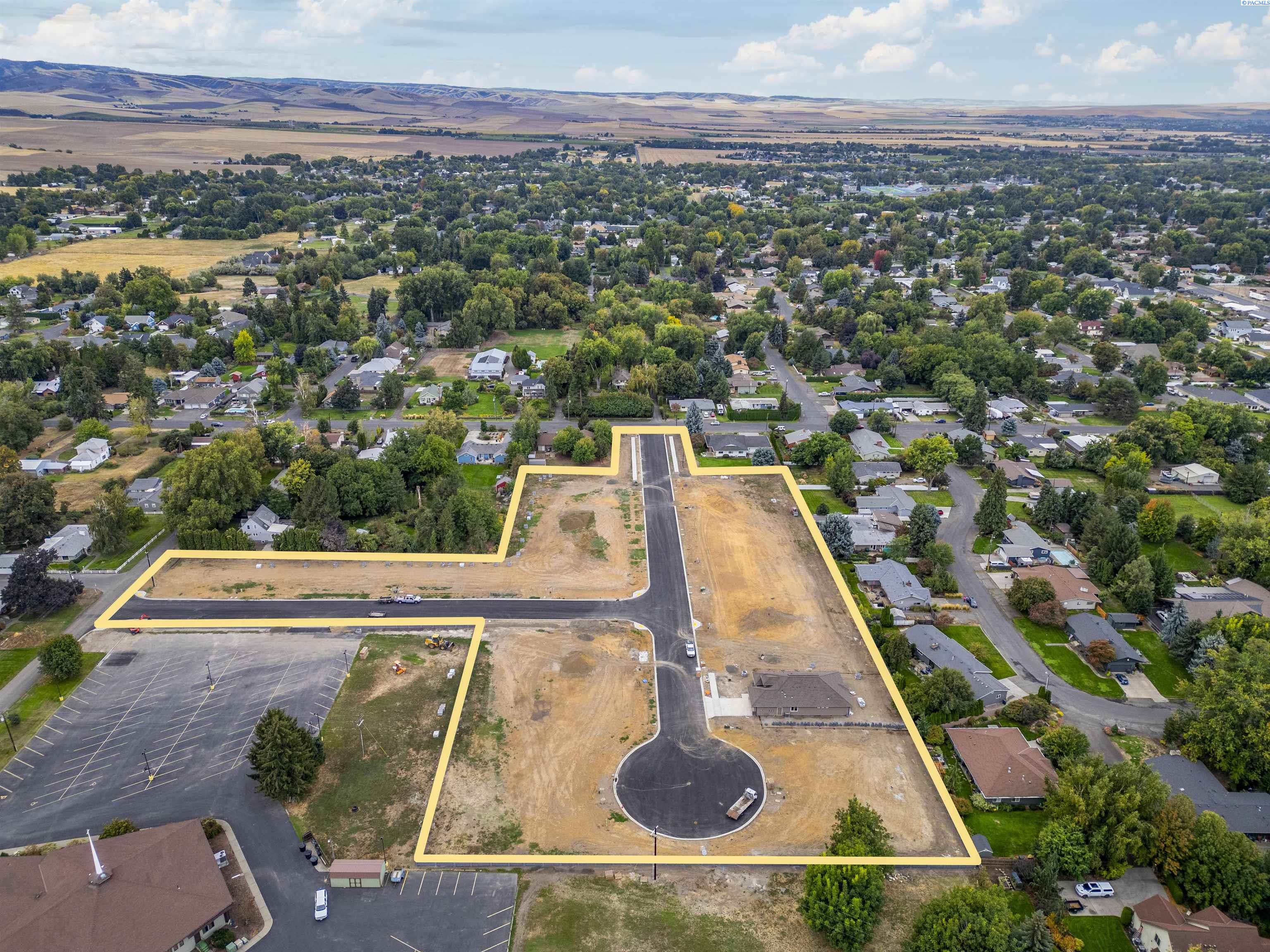 1175 Bryant Ct, Walla Walla, WA 99362