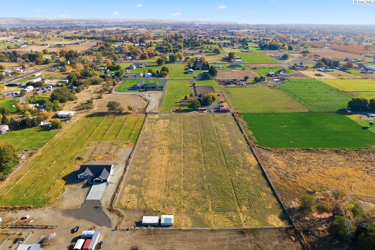 TBD S Lot 3 Gum St, Kennewick, WA 99337