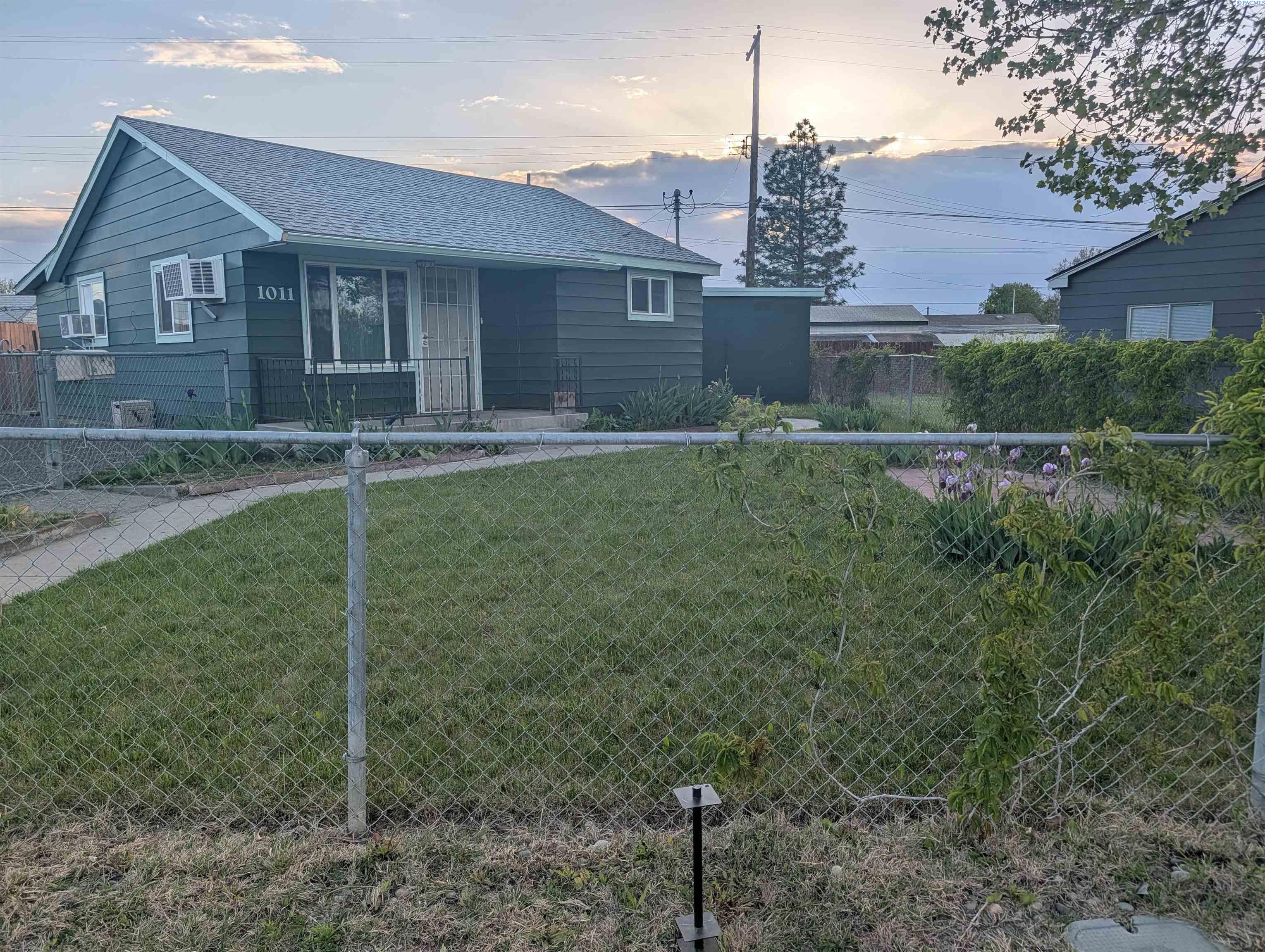 1011 Winslow Ave, Richland, WA 99354