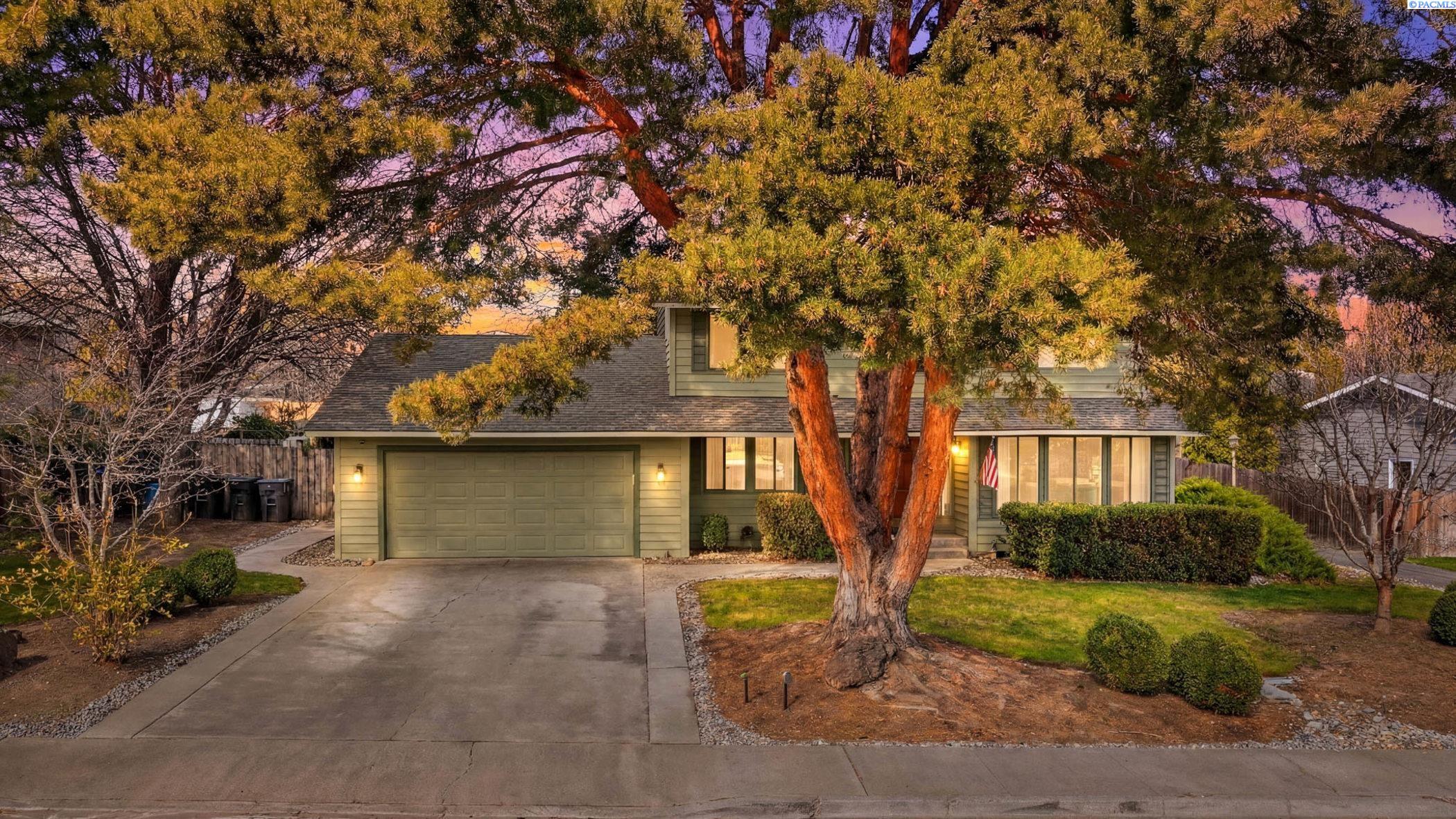 242 Greenview Dr, Richland, WA 99352