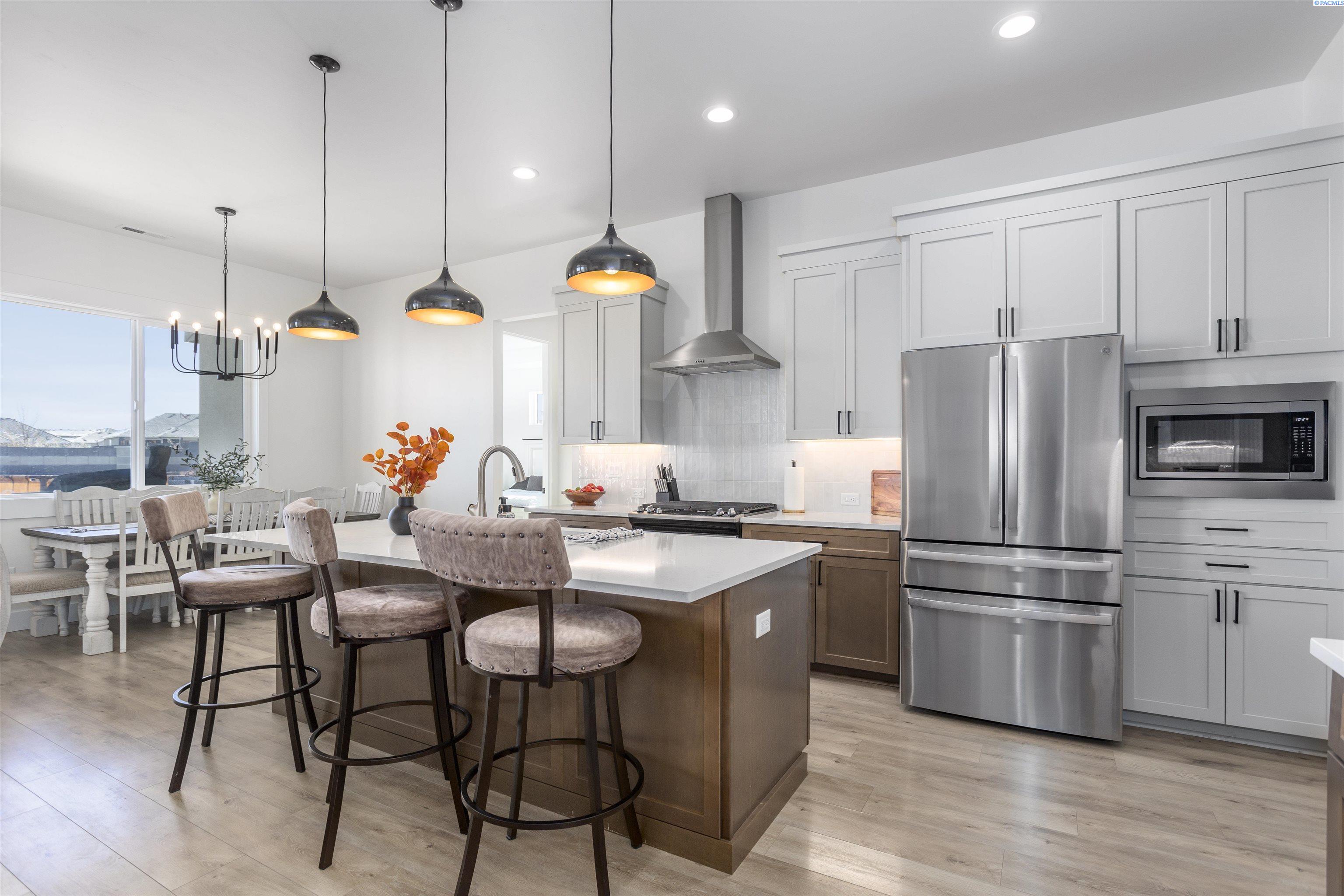 3605 Nelson St, Kennewick, WA 99338
