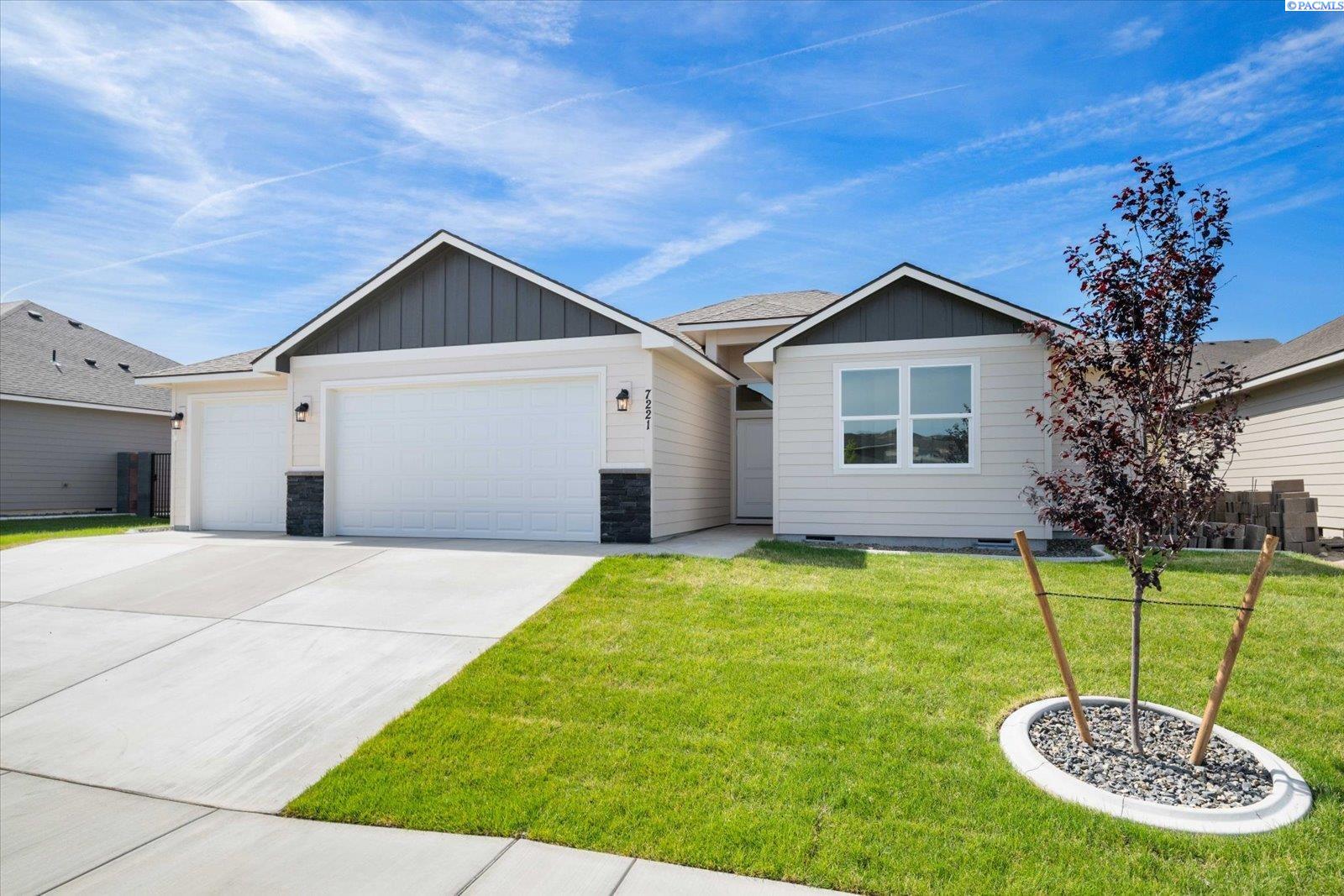 7221 29th Pl, Kennewick, WA 99338