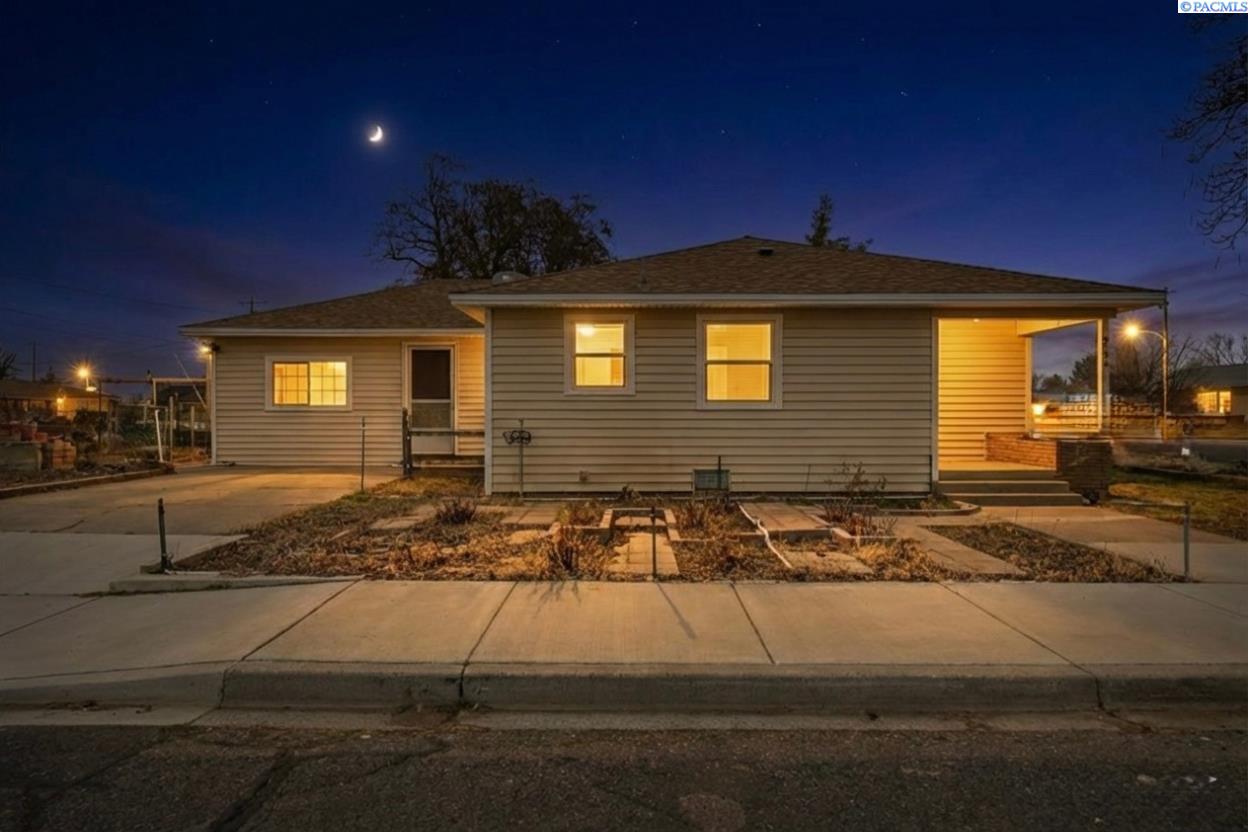 248 E Date, Connell, WA 99326