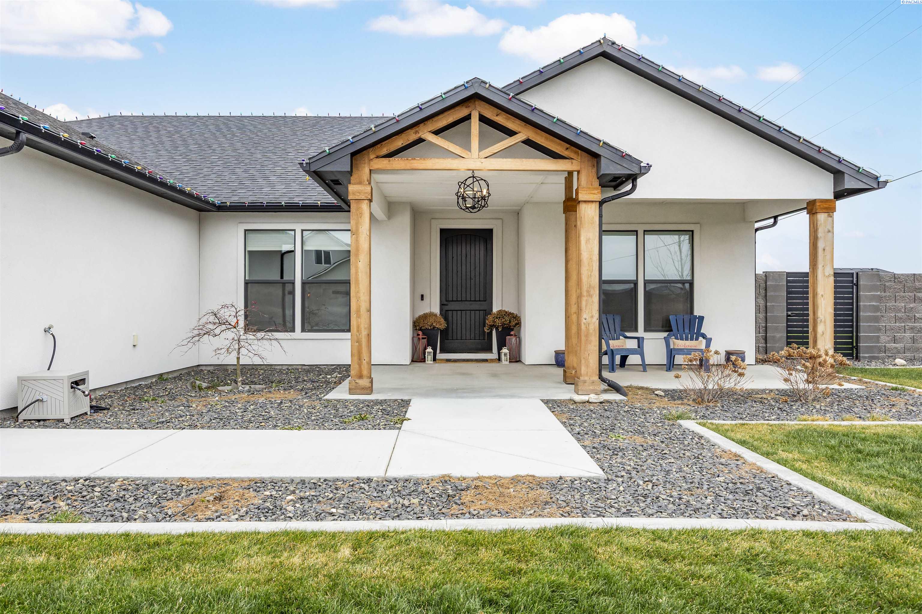 12403 Clark Fork Rd, Pasco, WA 99301