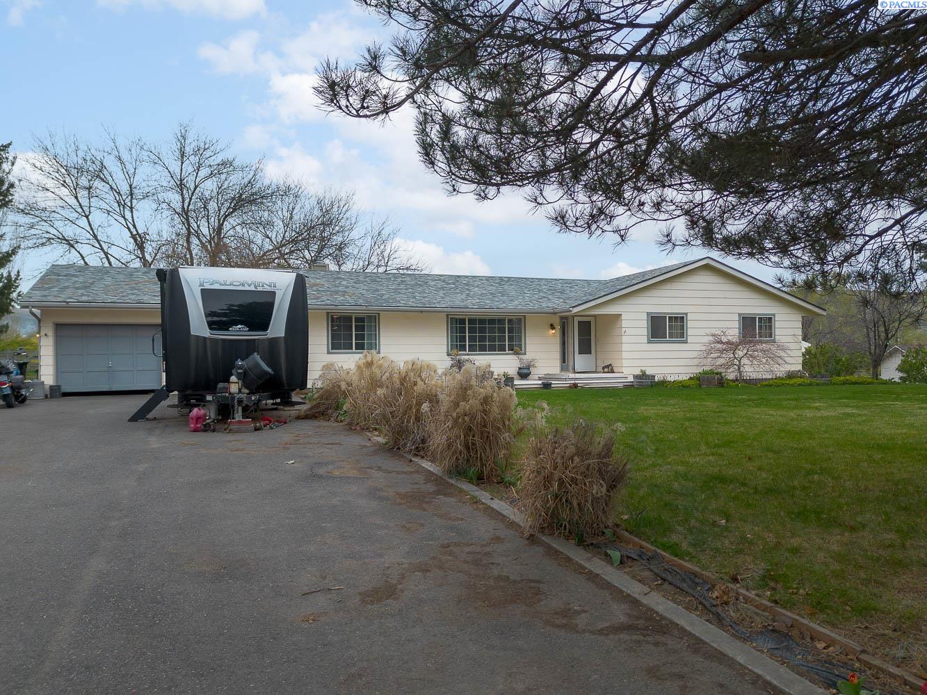 28804 887 Pr Se, Kennewick, WA 99338