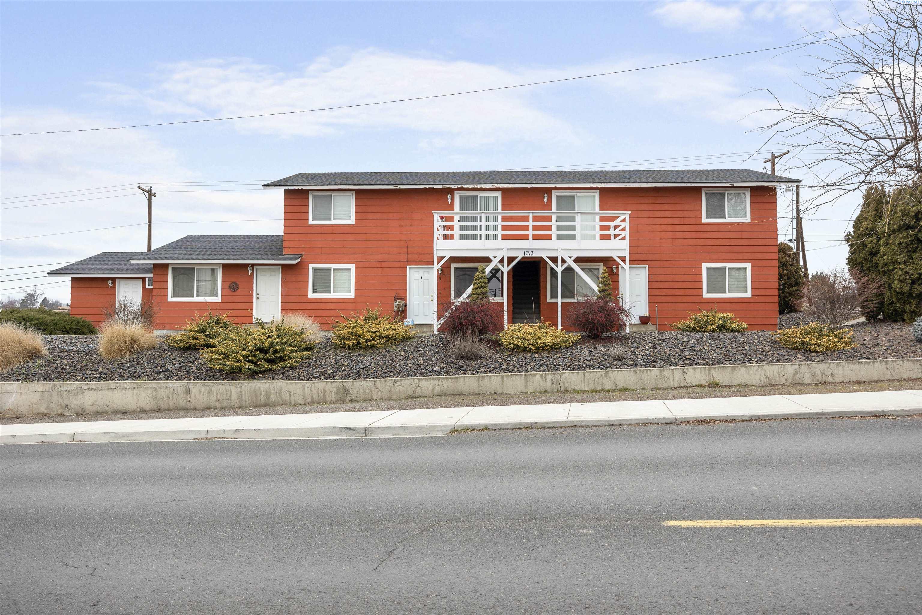 Homes for sale in Zillah, WA | 1013 Second Ave, Zillah, WA 98953 | MLS# 290075