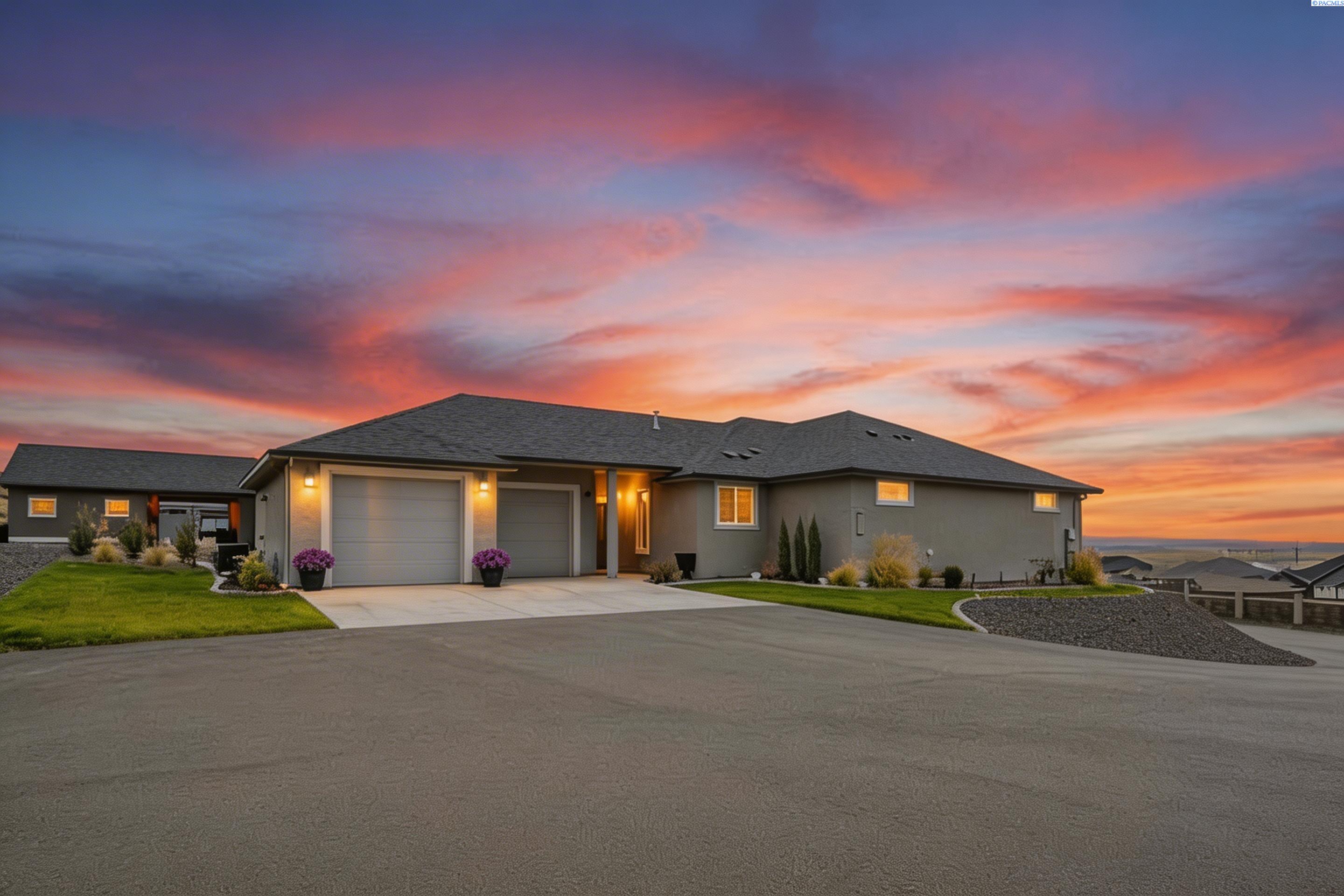 6657 Caspian Pl, West Richland, WA 99353