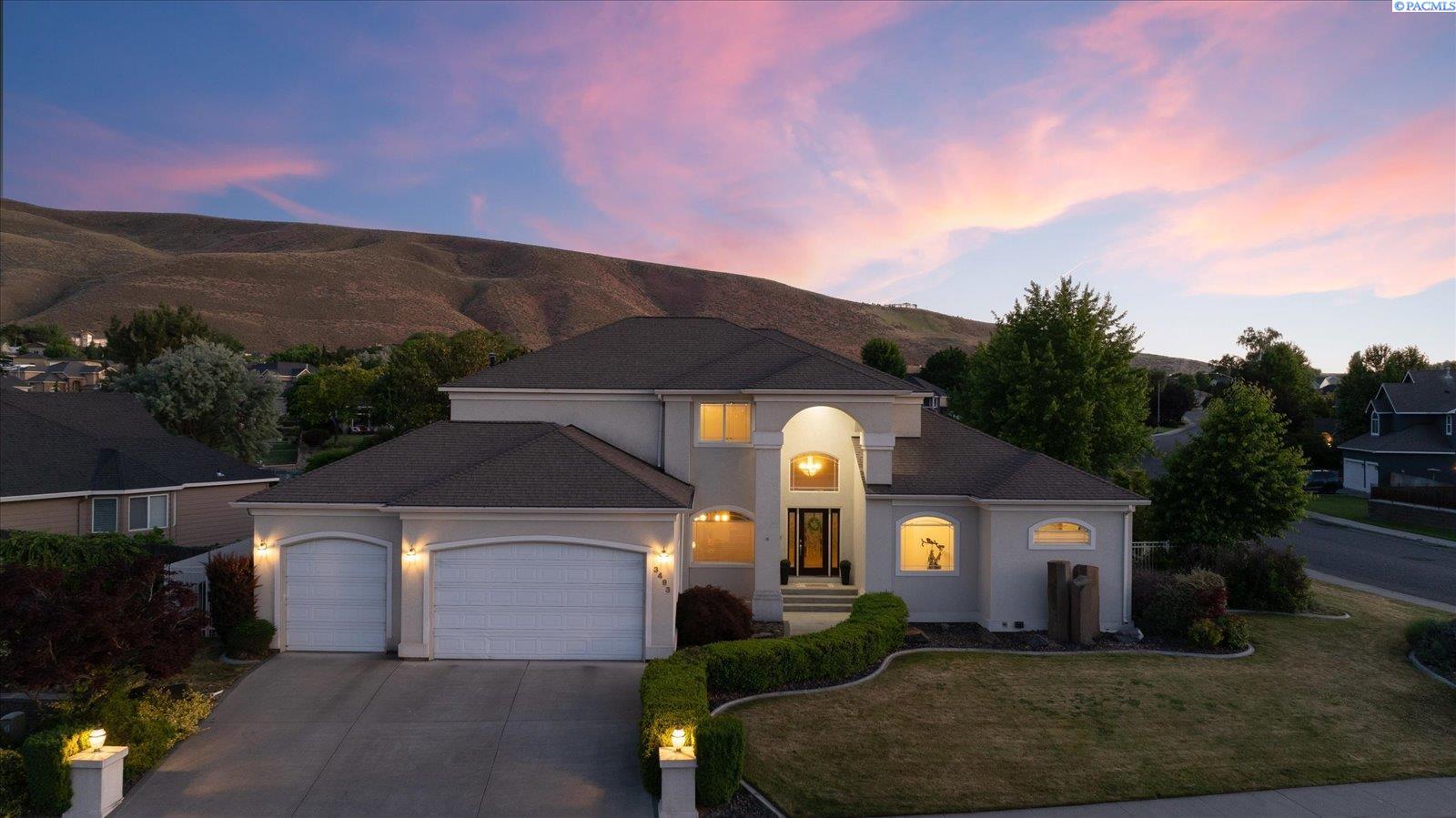 3493 Hanstead St, Richland, WA 99352