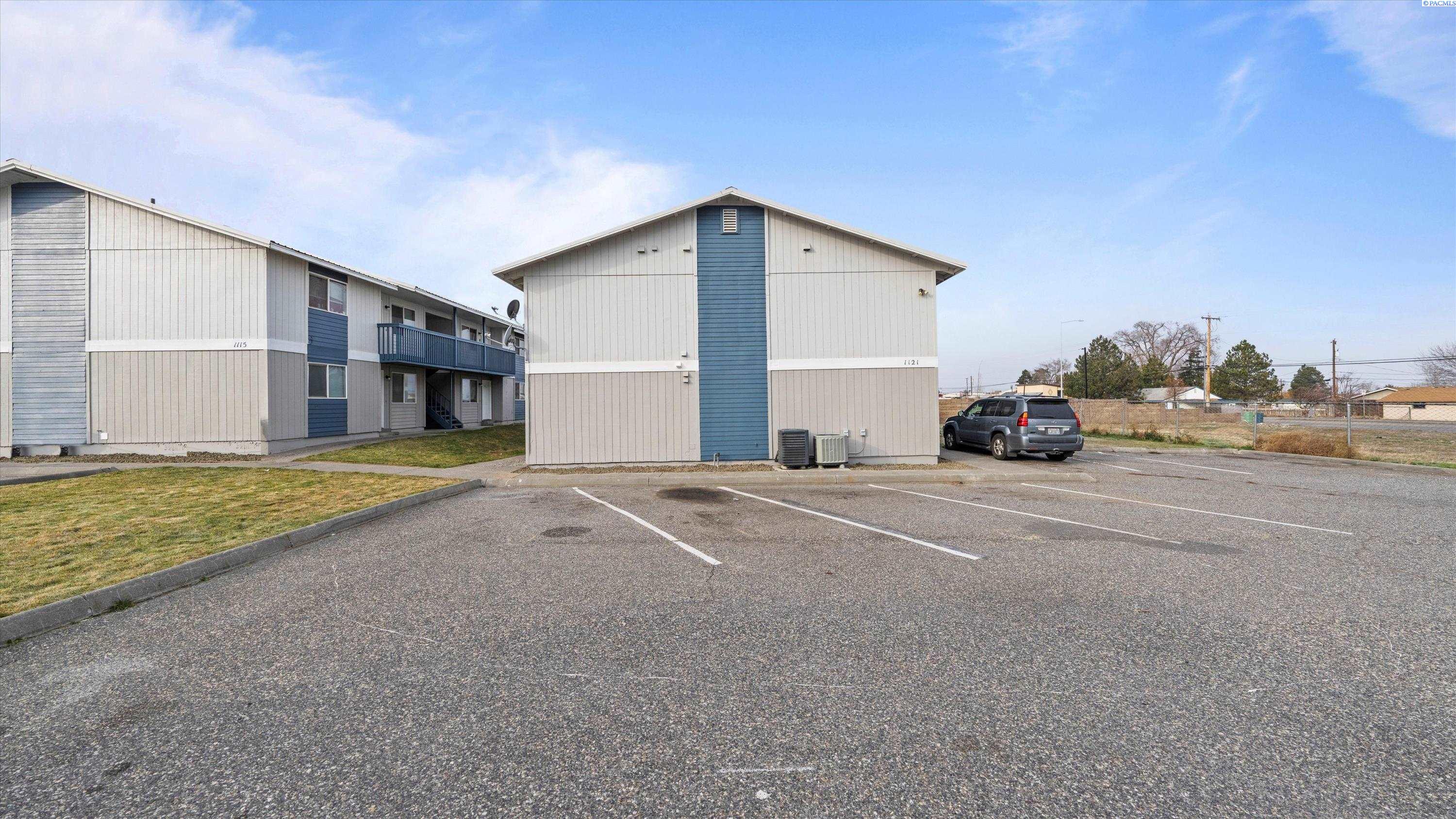 1121 Cleveland St, Kennewick, WA 99336