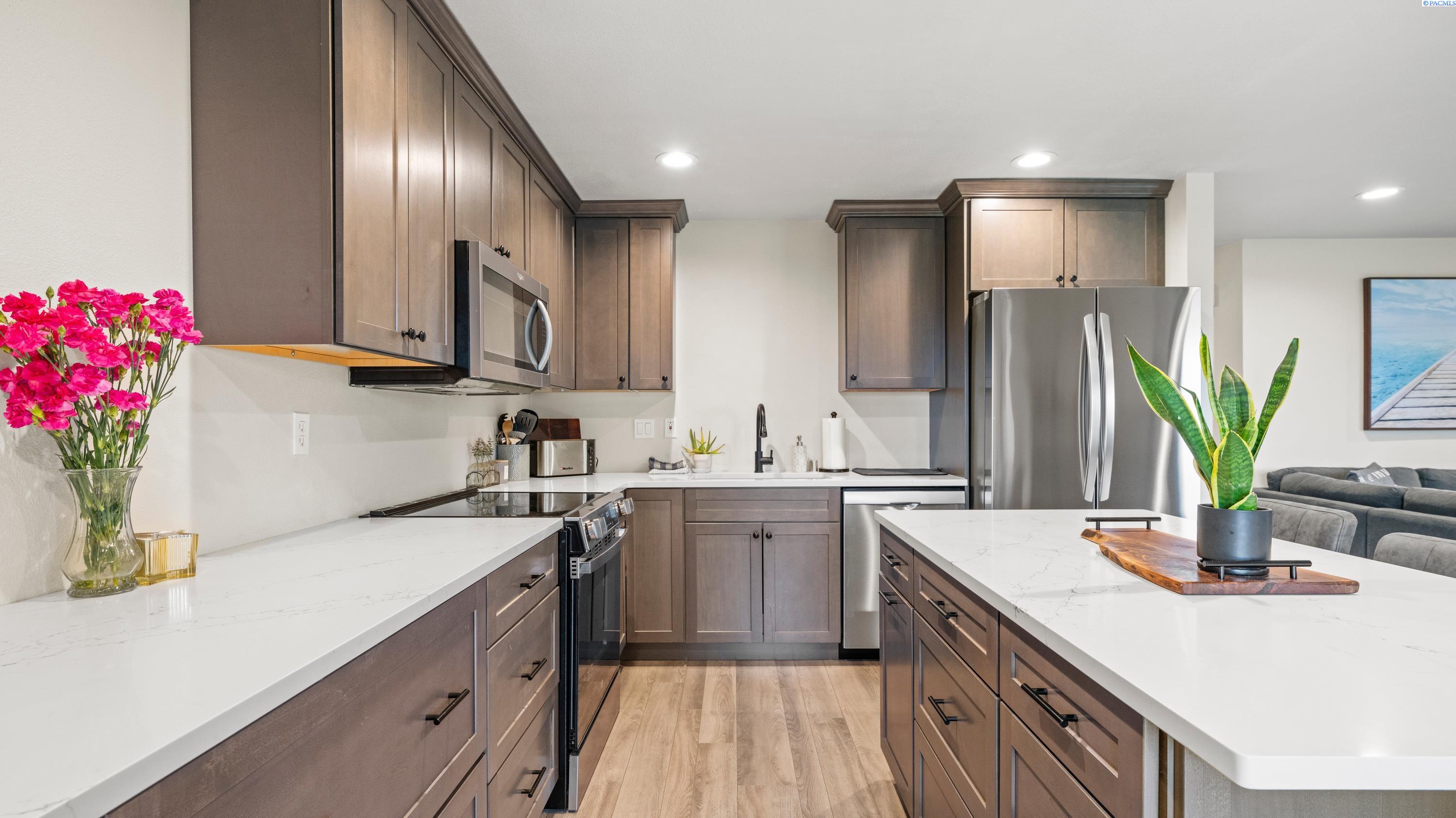 303 Gage Blvd #313 #313, Richland, WA 99352