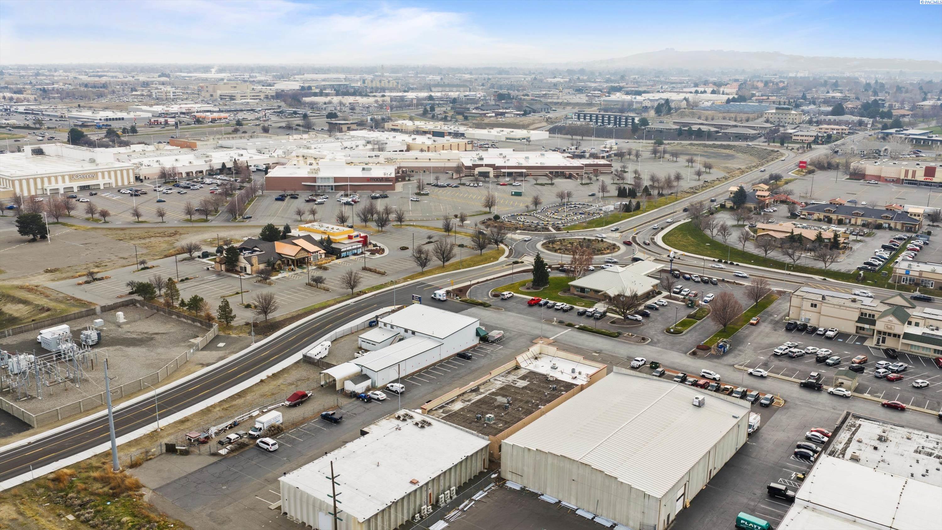 8318 Gage Blvd, Kennewick, WA 99336