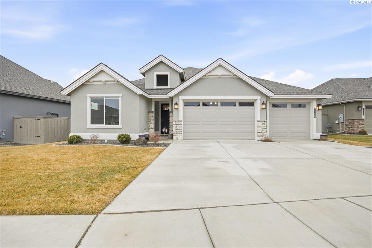 3182 Mountain Quail Ln, Richland, WA 99354