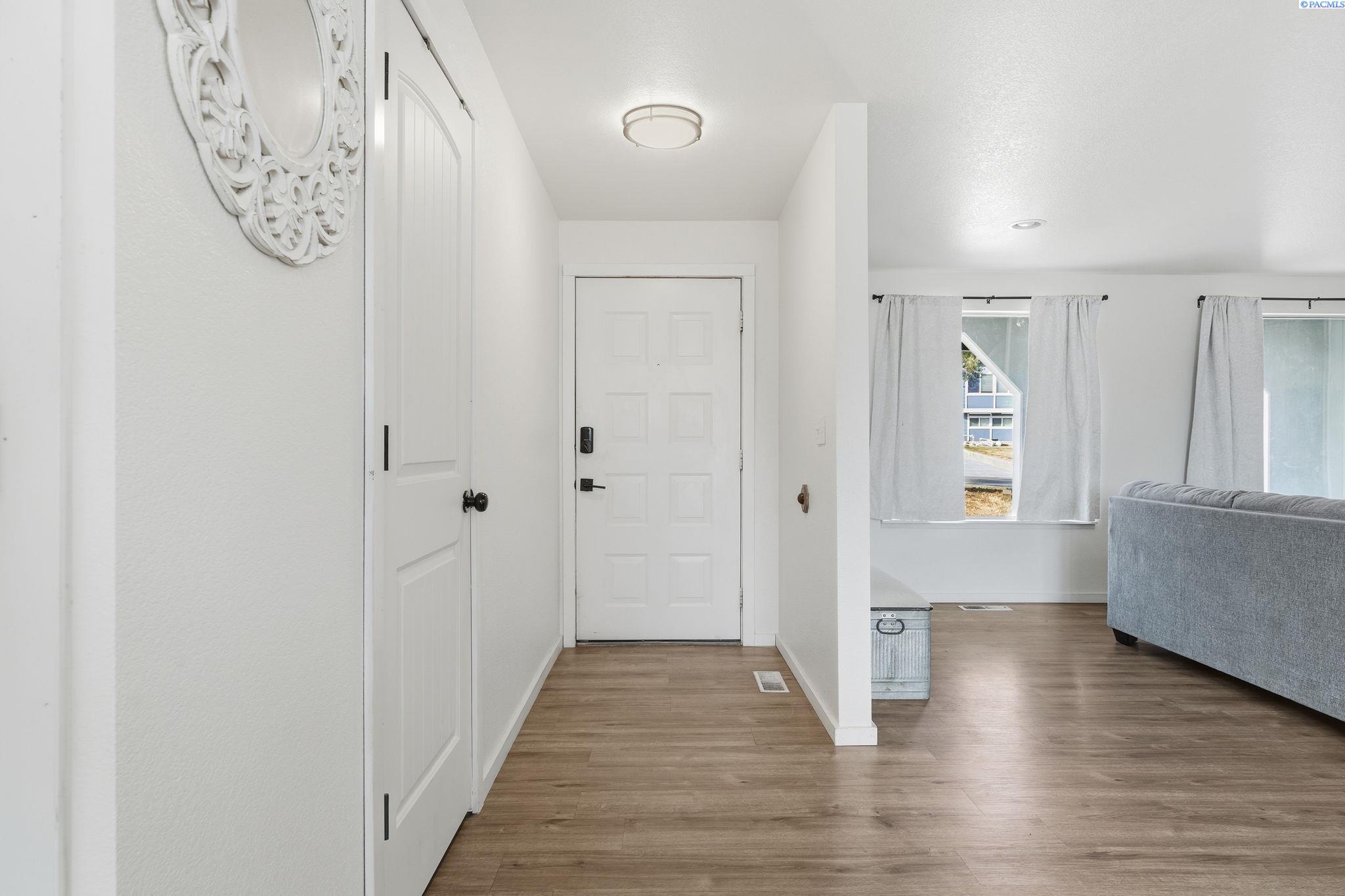 1409 Olympia Pl, Kennewick, WA 99337