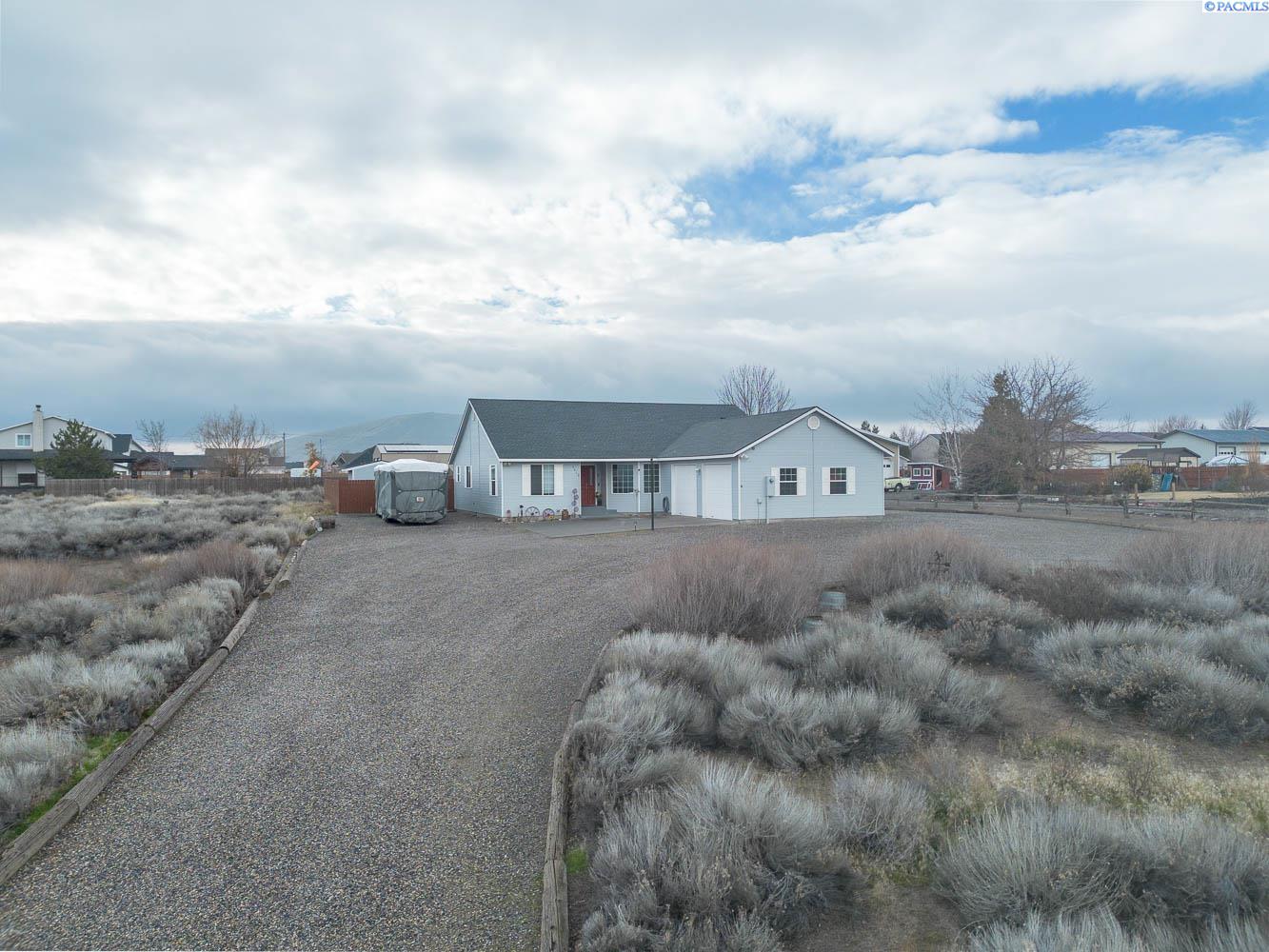 5413 Norma St, West Richland, WA 99353