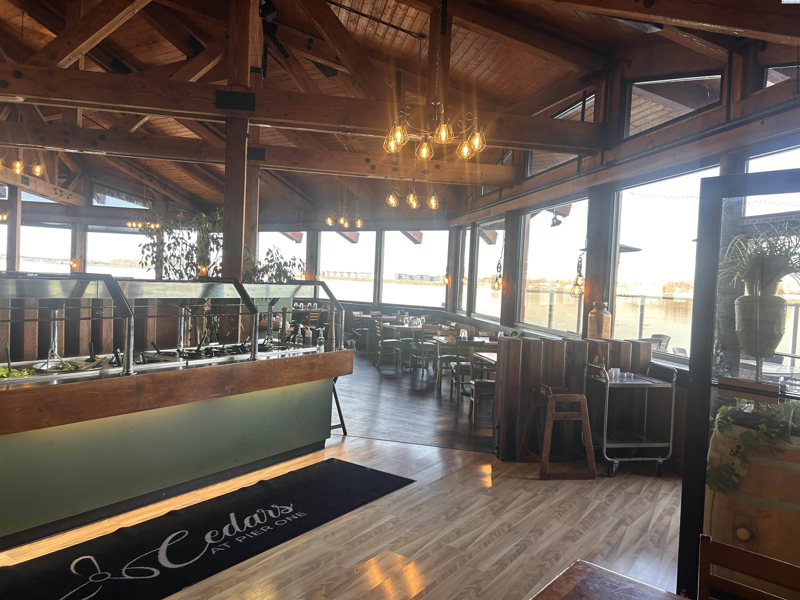 355 Clover Island Dr, Kennewick, WA 99336