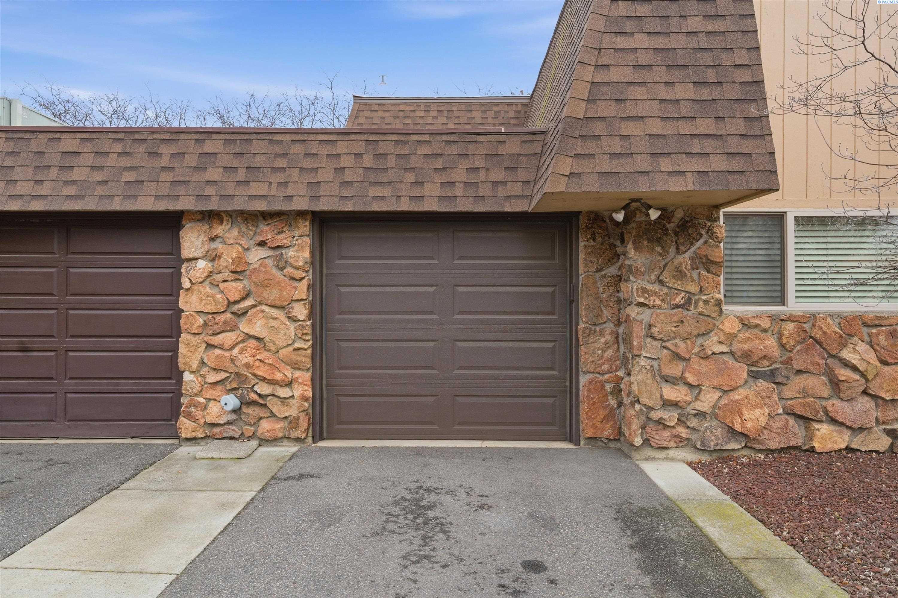 2912 Hood Ave D 103 #D 103, Kennewick, WA 99336