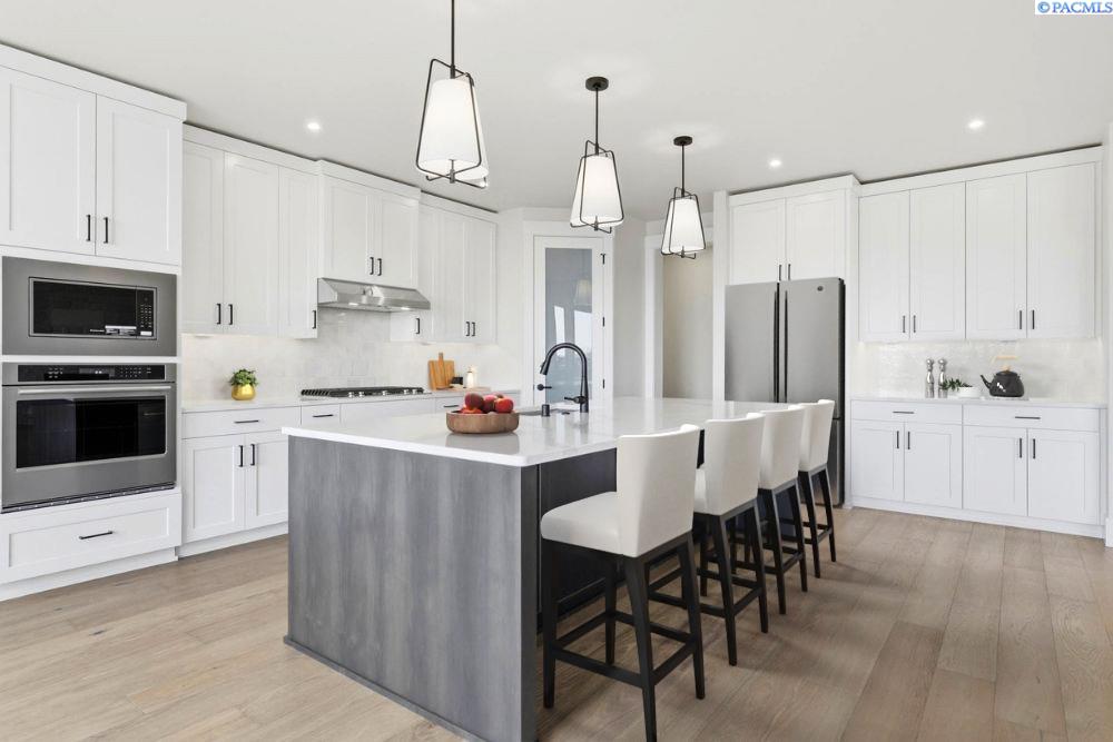 309 Epic St, Richland, WA 99352